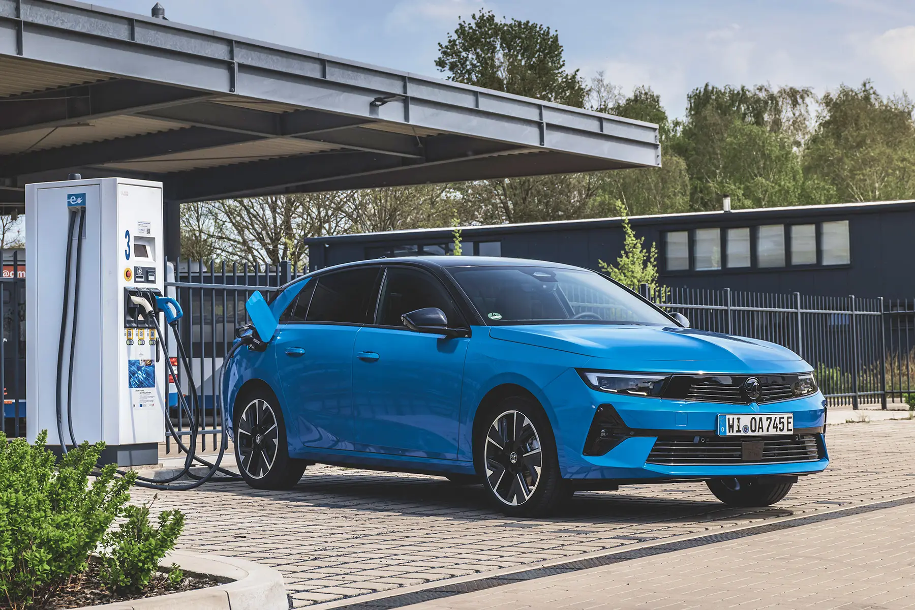 Vauxhall Astra Electric Review 2023: charging