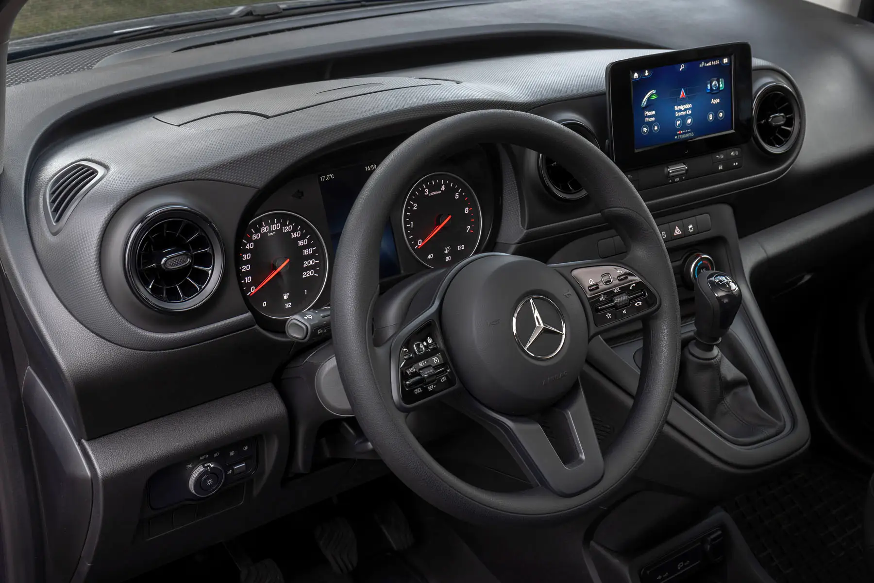 Mercedes-Benz Citan Review 2024: interior