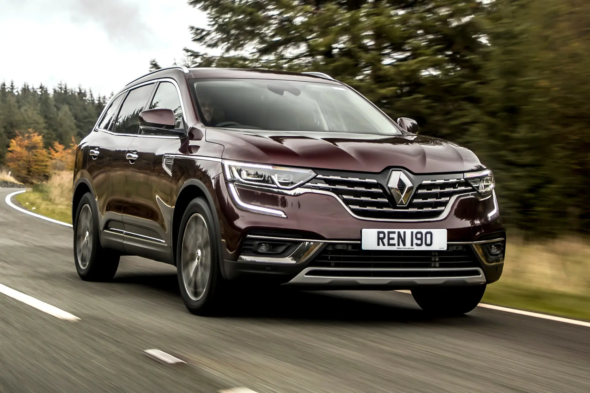 Renault Koleos Review 2023 Front View