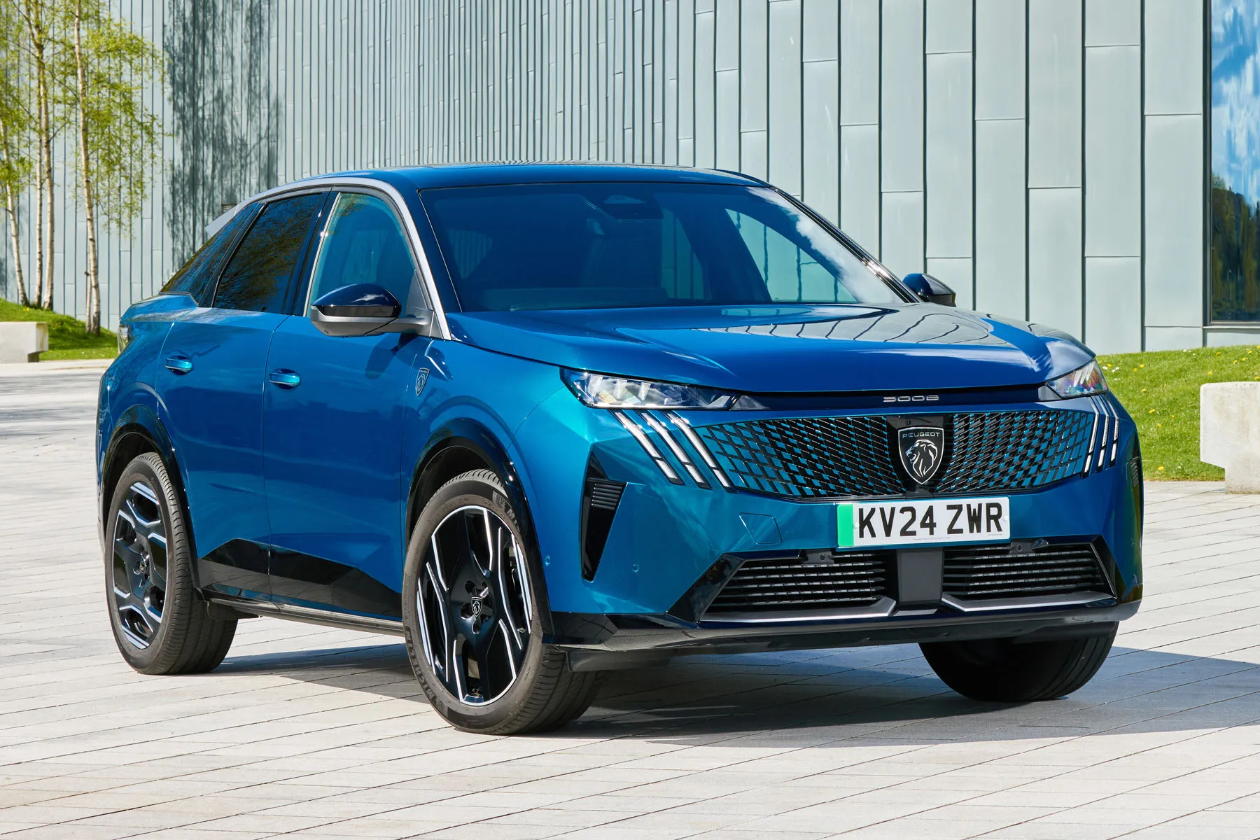 Peugeot e-3008 Review 2024: front static