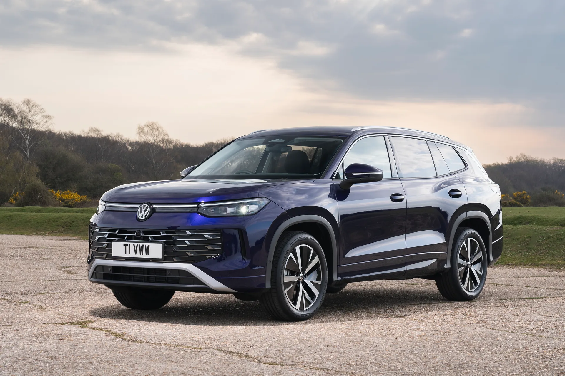 Volkswagen Tayron review: front view