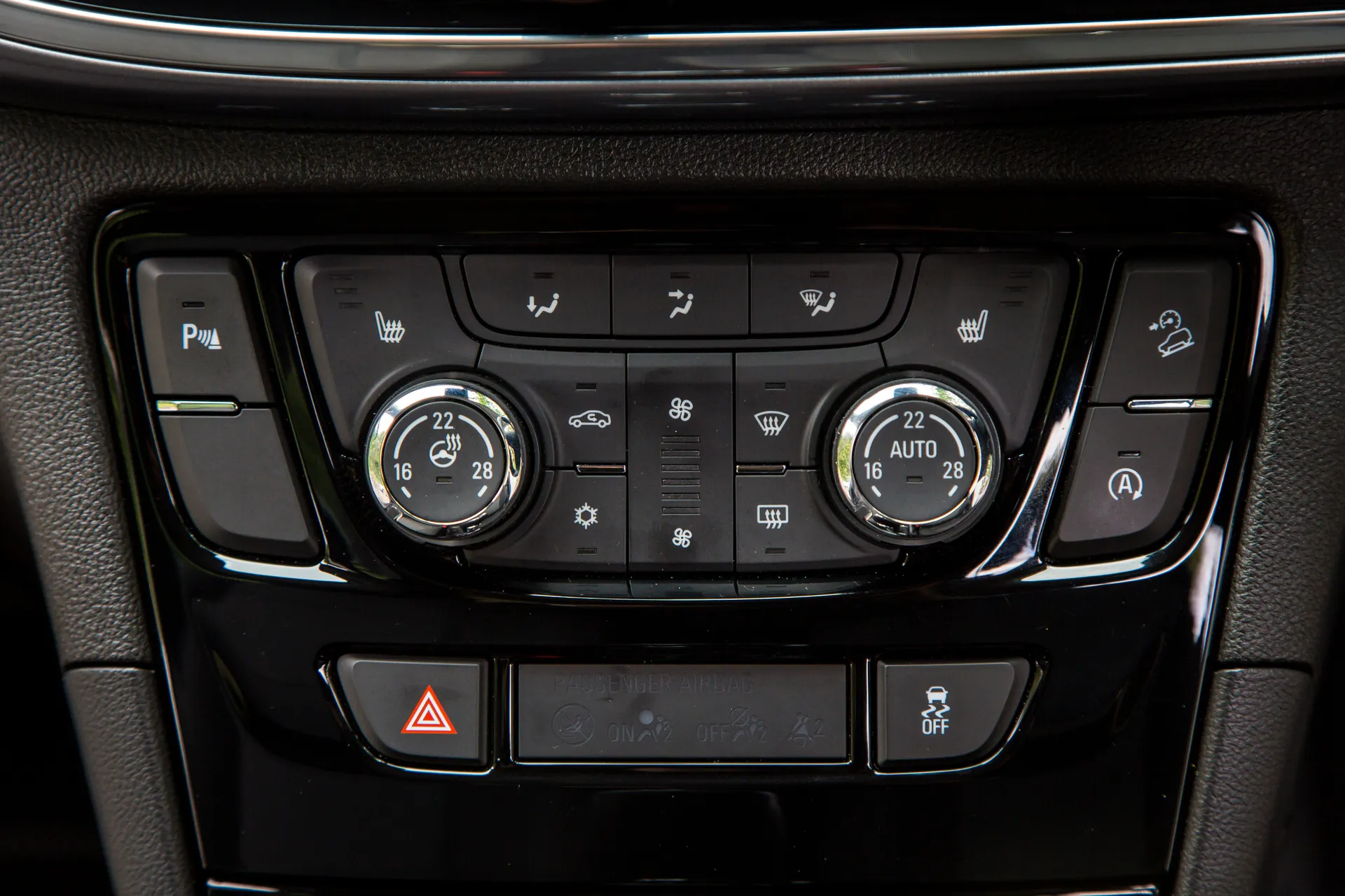 Used Vauxhall Mokka X (2012-2021) Review Car Functions