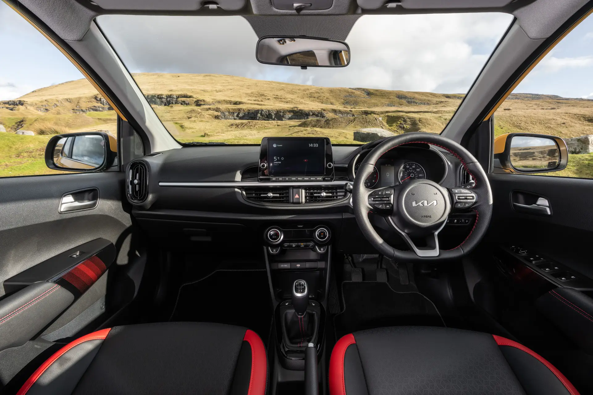 Kia Picanto Review 2024: interior