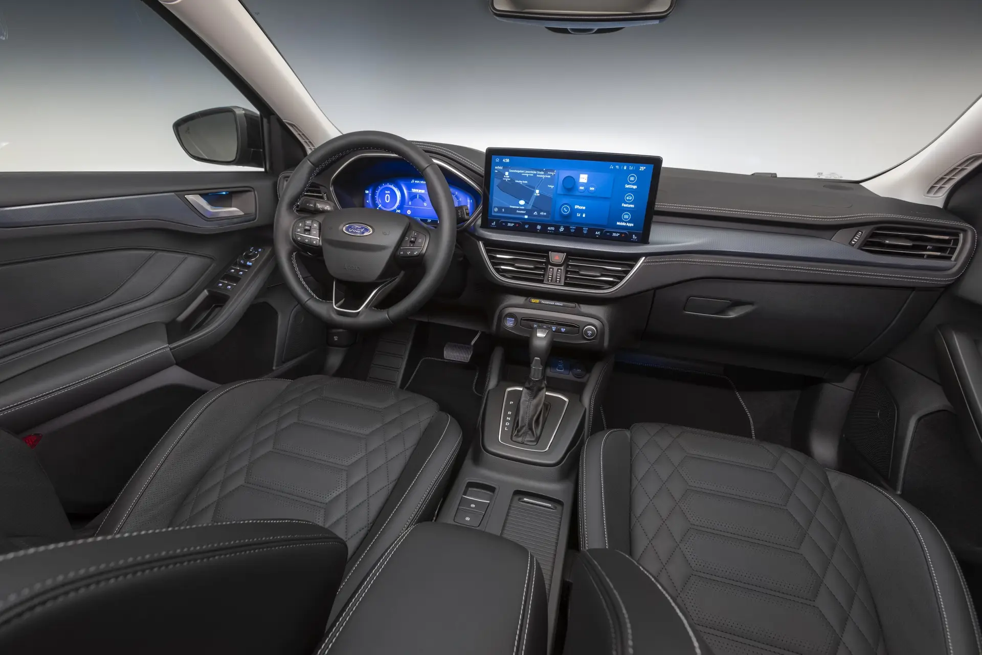 Ford Focus Estate Review 2023: Interior close up photo of the Ford Focus Estate dashboard
