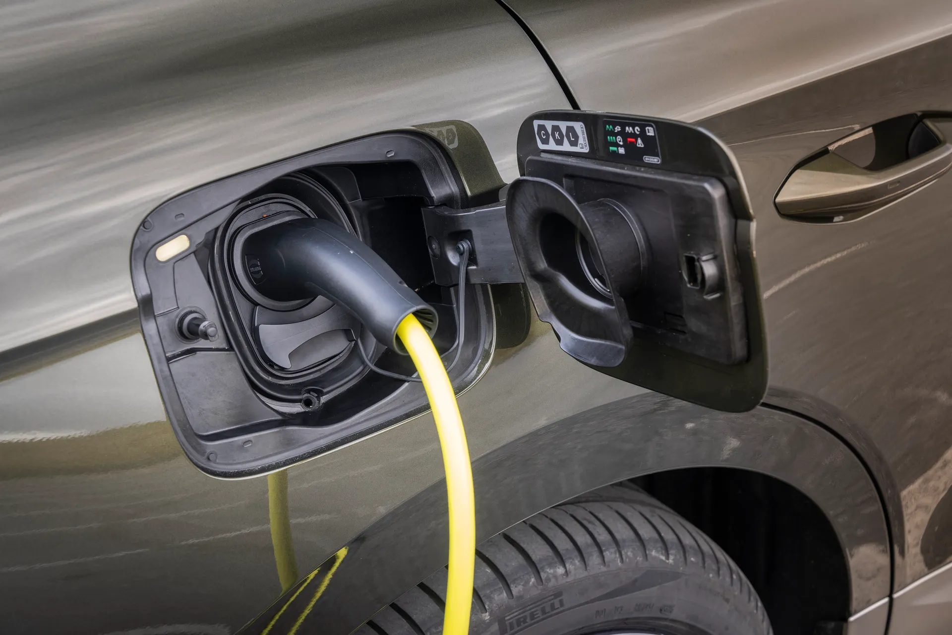 Skoda Enyaq review: charging