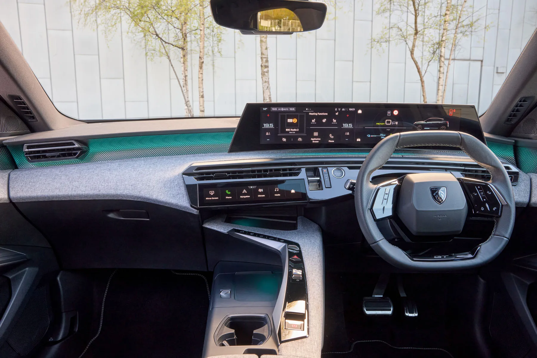 Peugeot e-3008 Review 2024: interior front