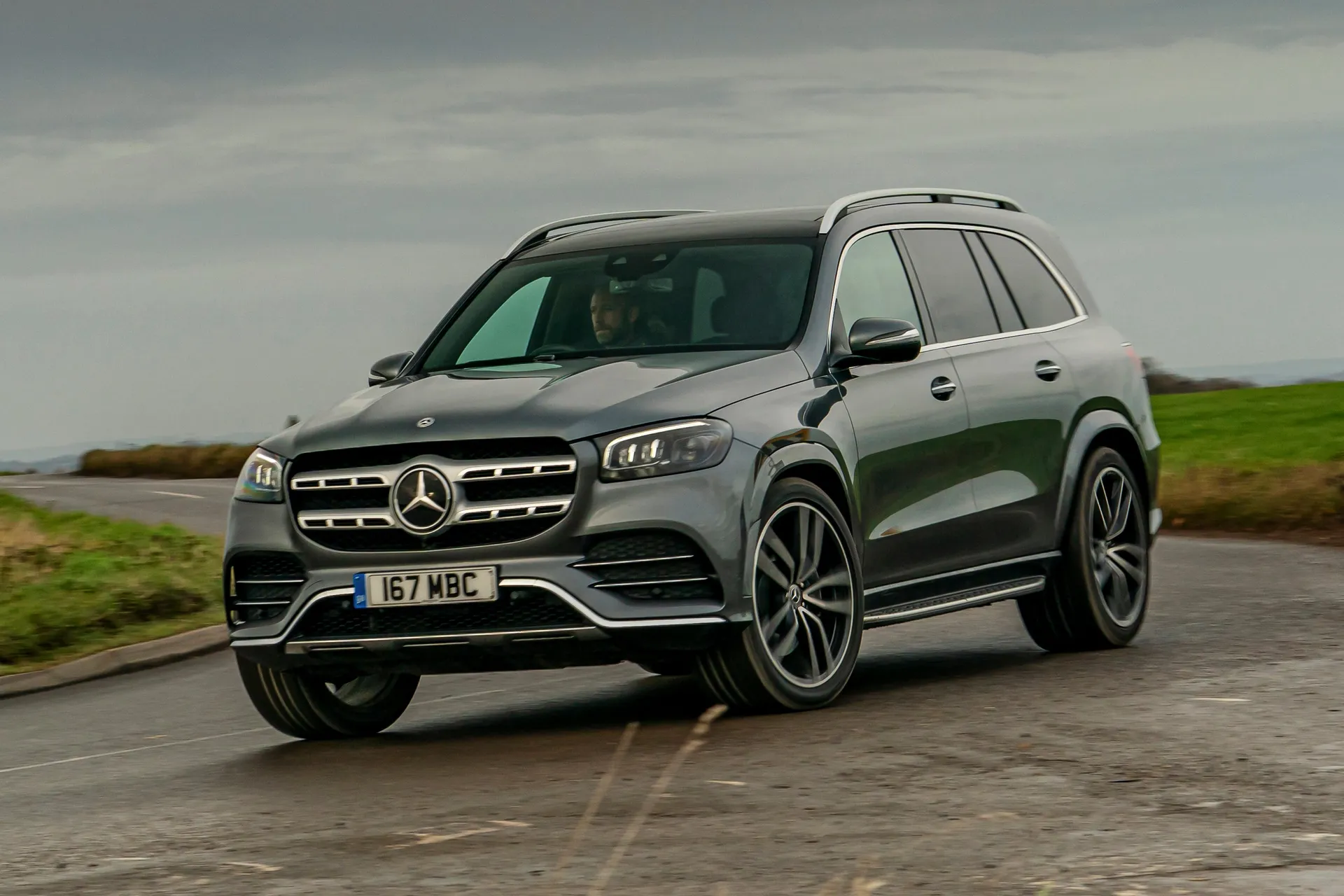 Mercedes-Benz GLS Review 2023: frontleft exterior