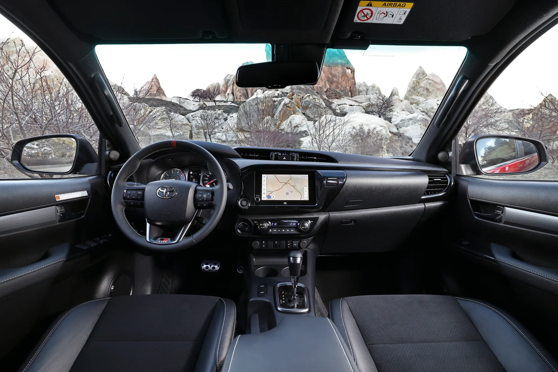 Toyota Hilux review: interior view