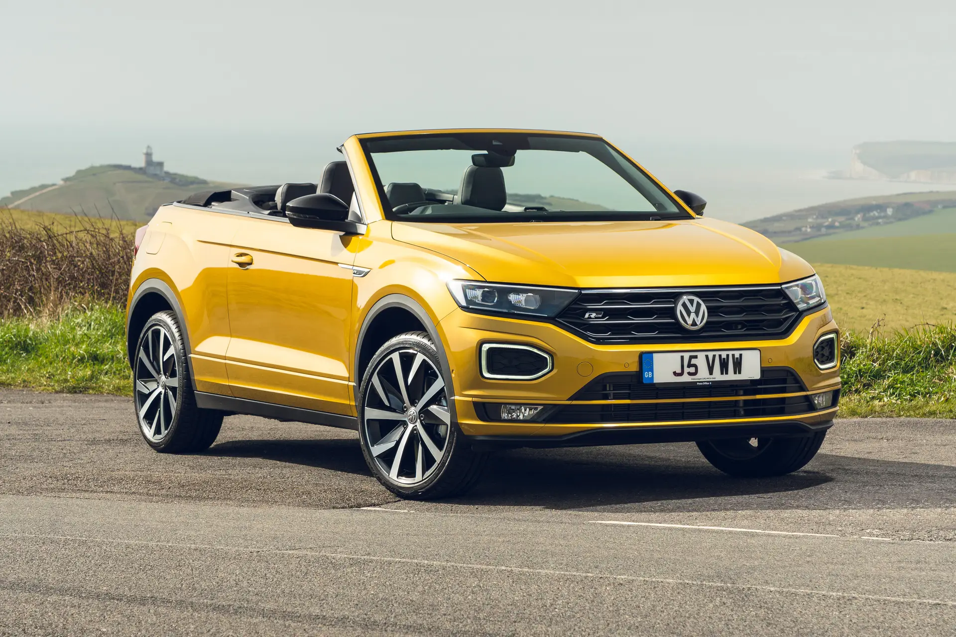 Volkswagen T-Roc Cabriolet Review 2023: Front Side View