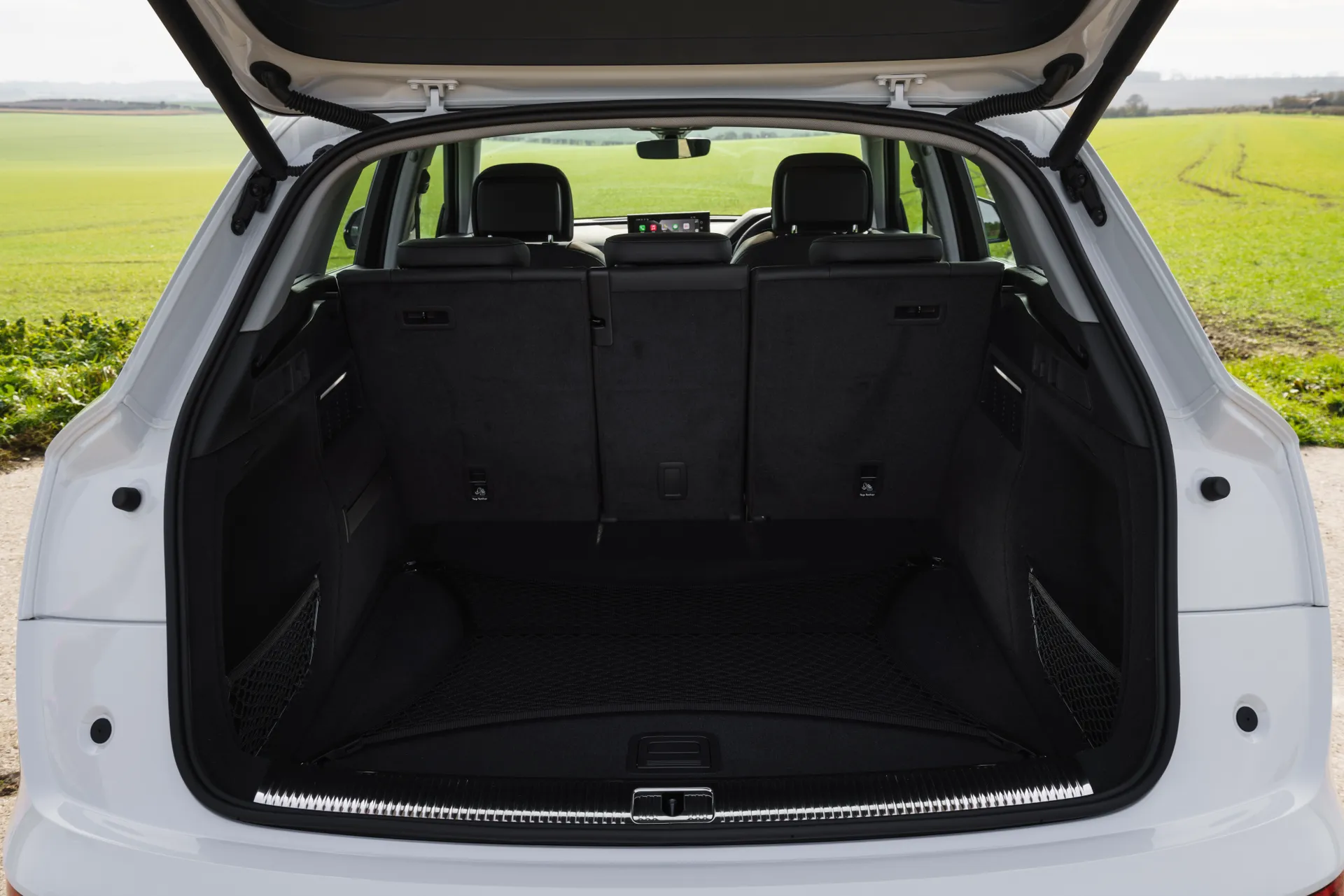 Audi Q5 (2017-2024) Review: boot size