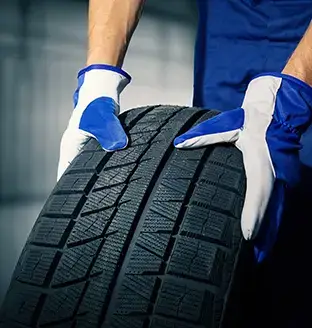 <p>Top tyre brands at low prices</p>