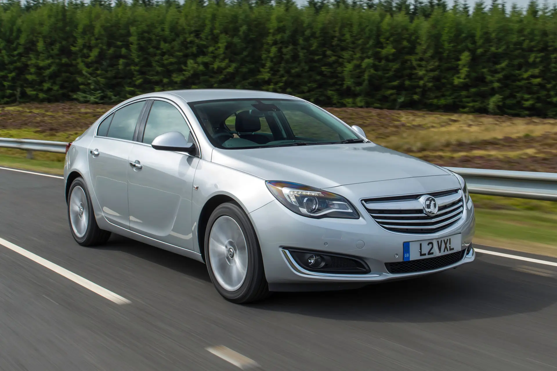 Used Vauxhall Insignia (2008-2017) Review Front Side View