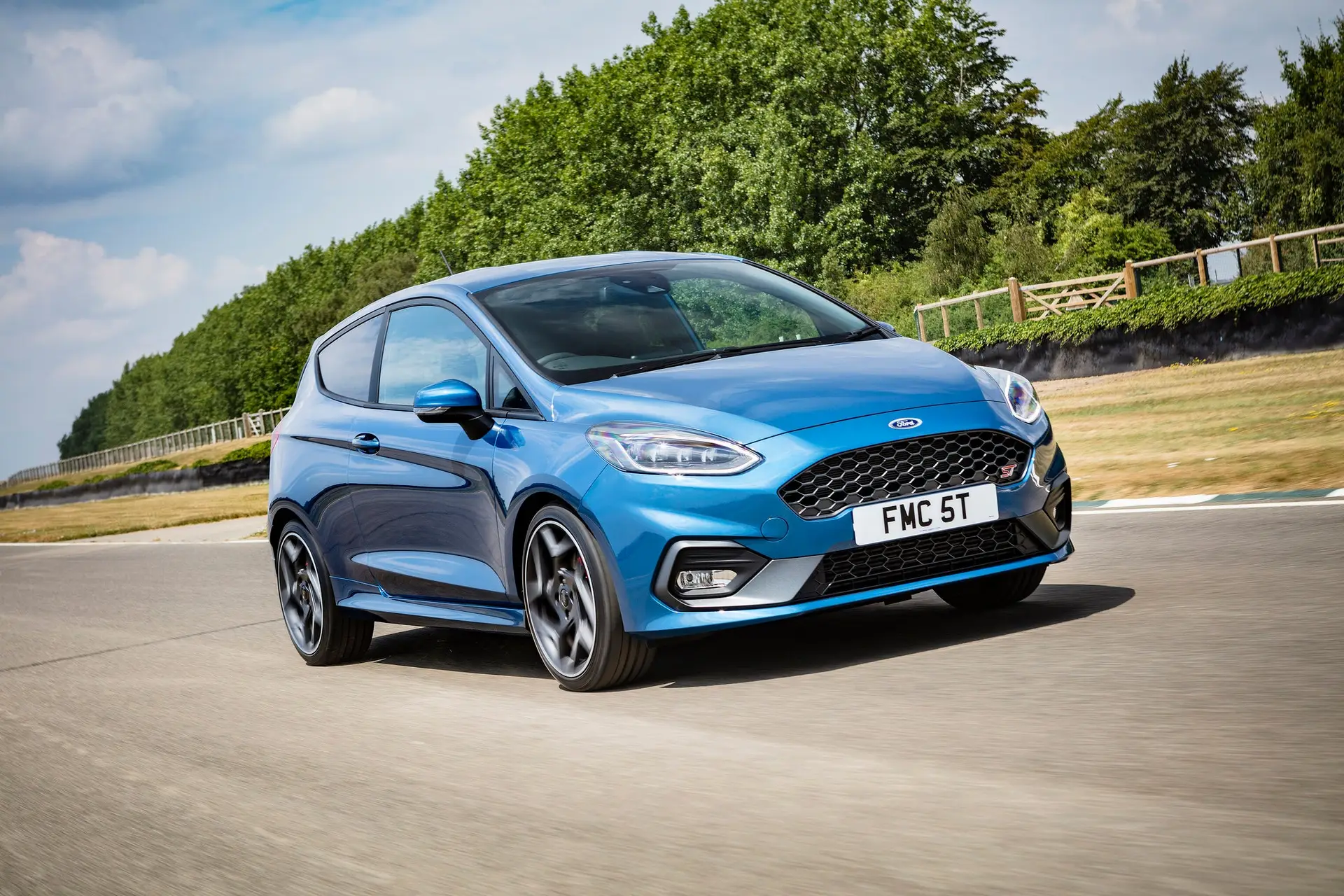Ford Fiesta ST Review 2023 Driving 