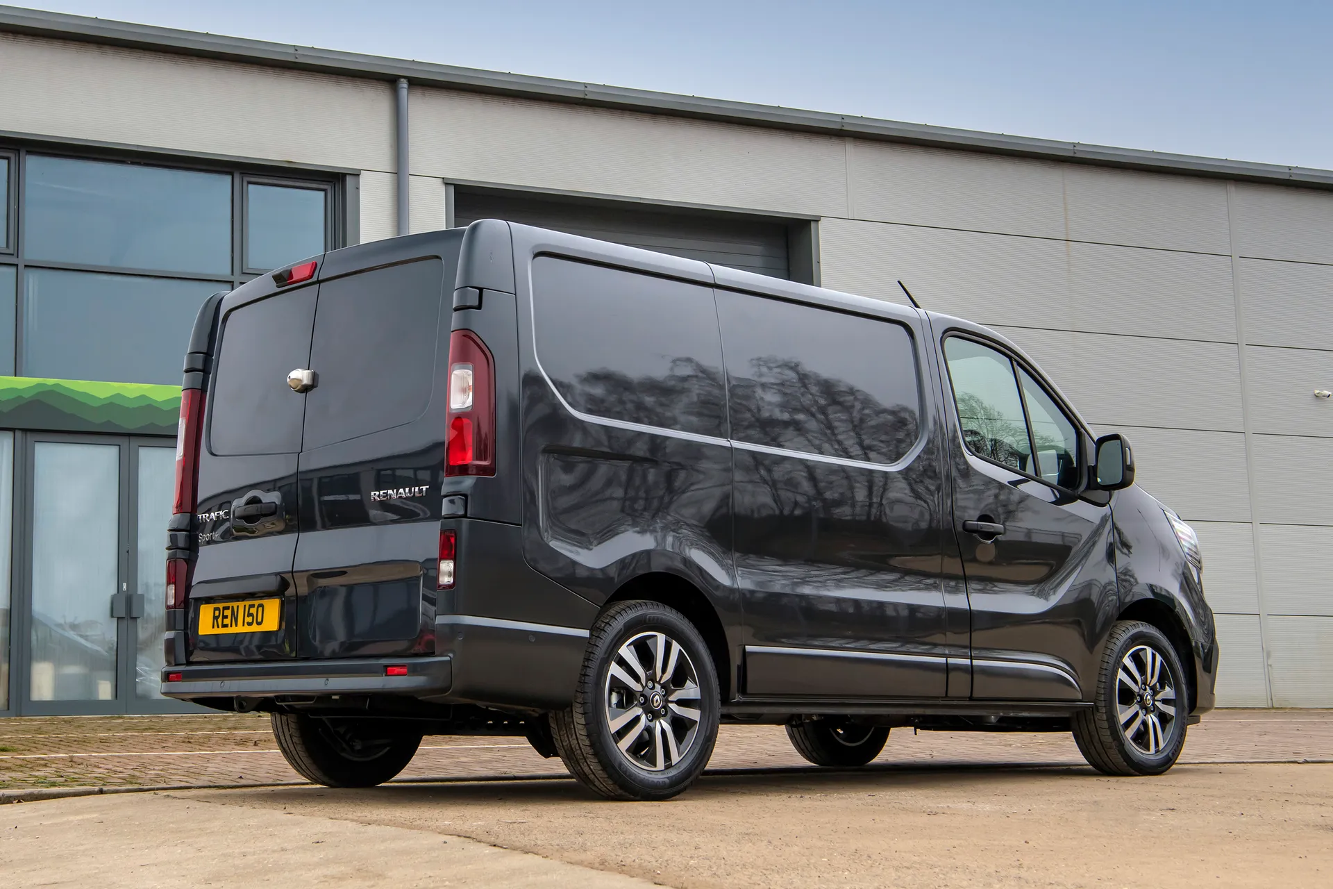 Renault Trafic review: rear view