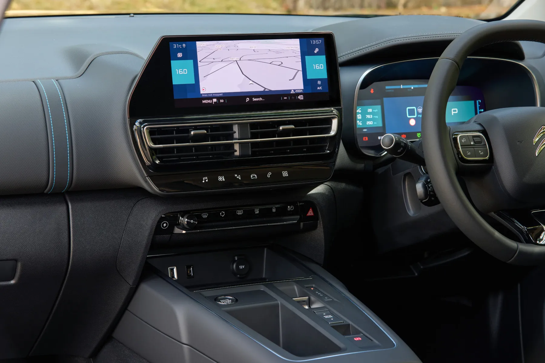 Citroen C5 Aircross Review: dashboard