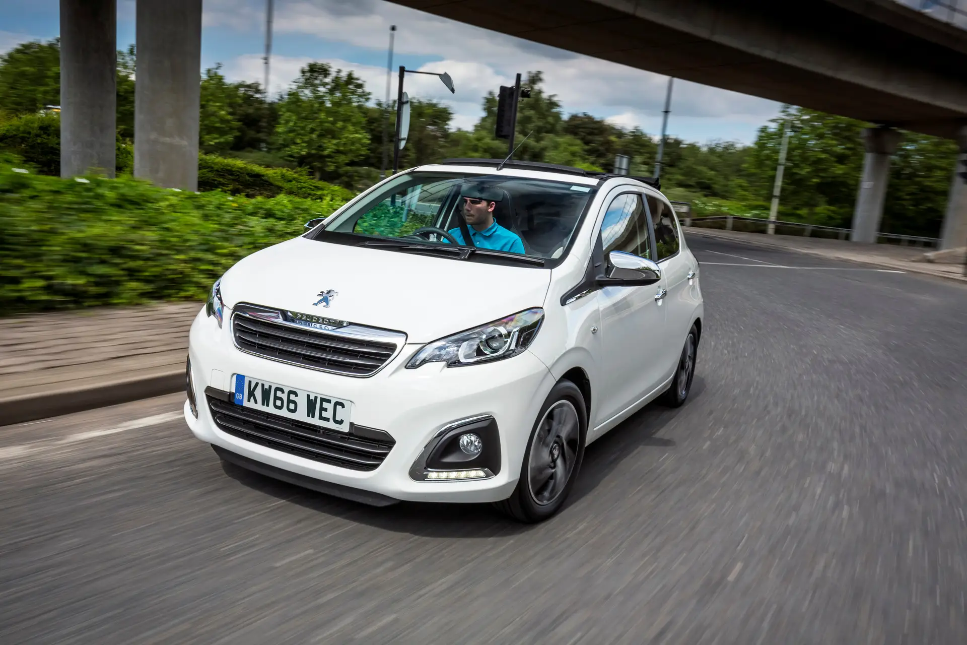 Peugeot 108 Review 2023: frontleft exterior moving