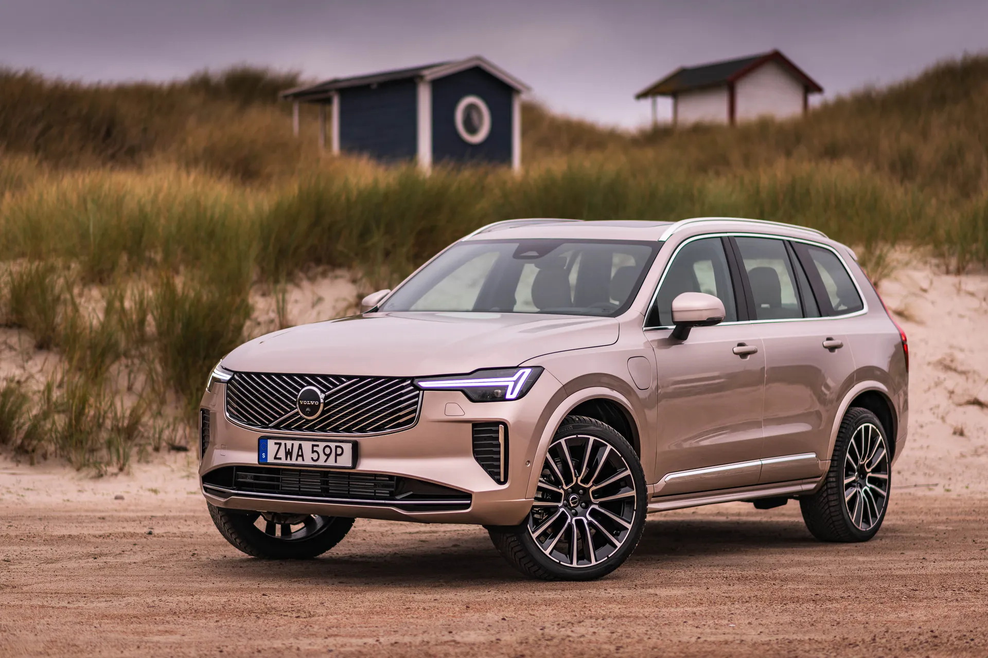 Volvo XC90 Review: updated grille