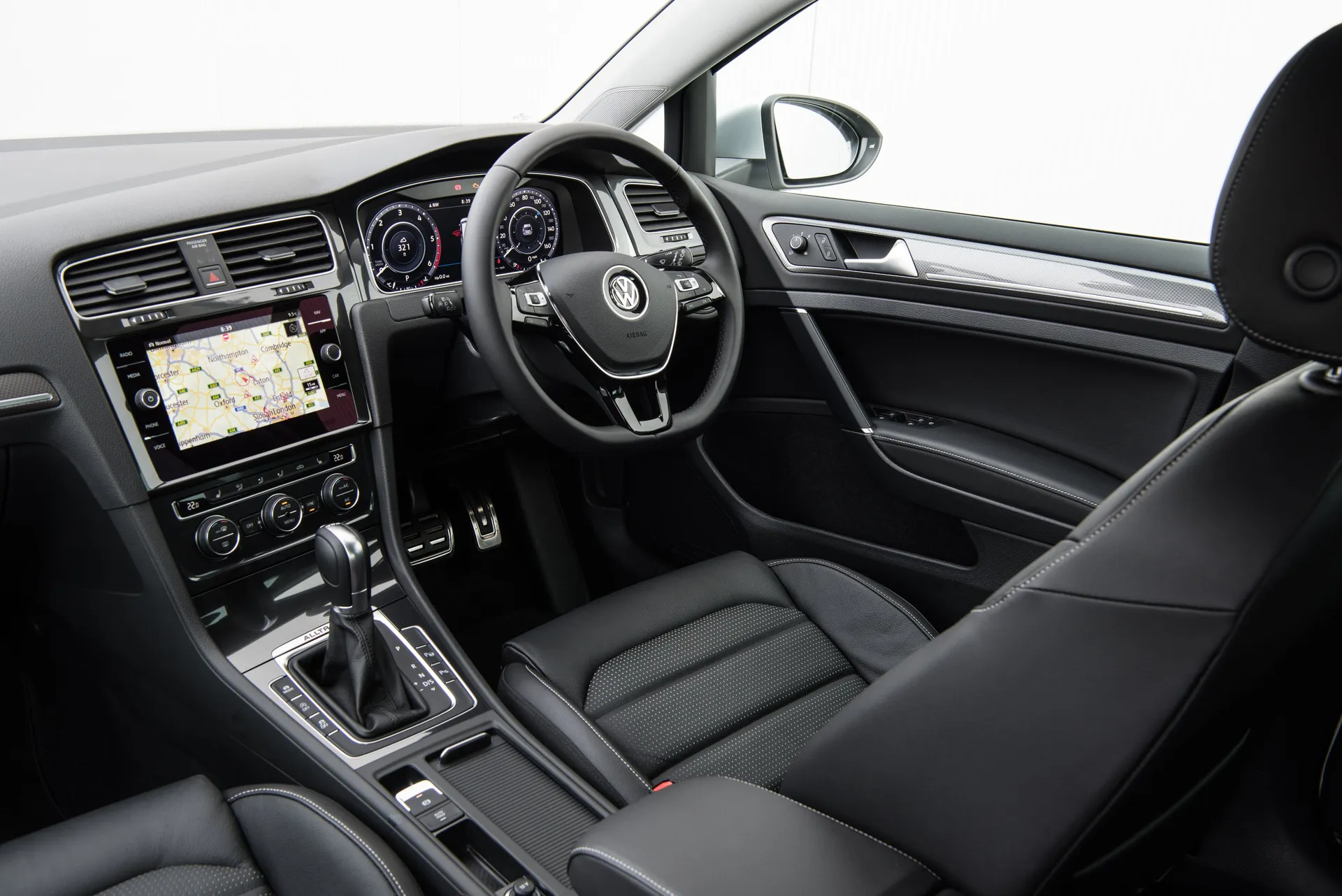 Volkswagen Golf Alltrack (2015-2020) Review