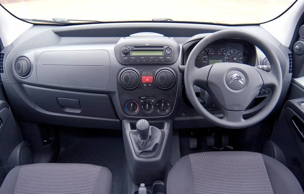 Citroen Nemo (2008-2017) Review interior