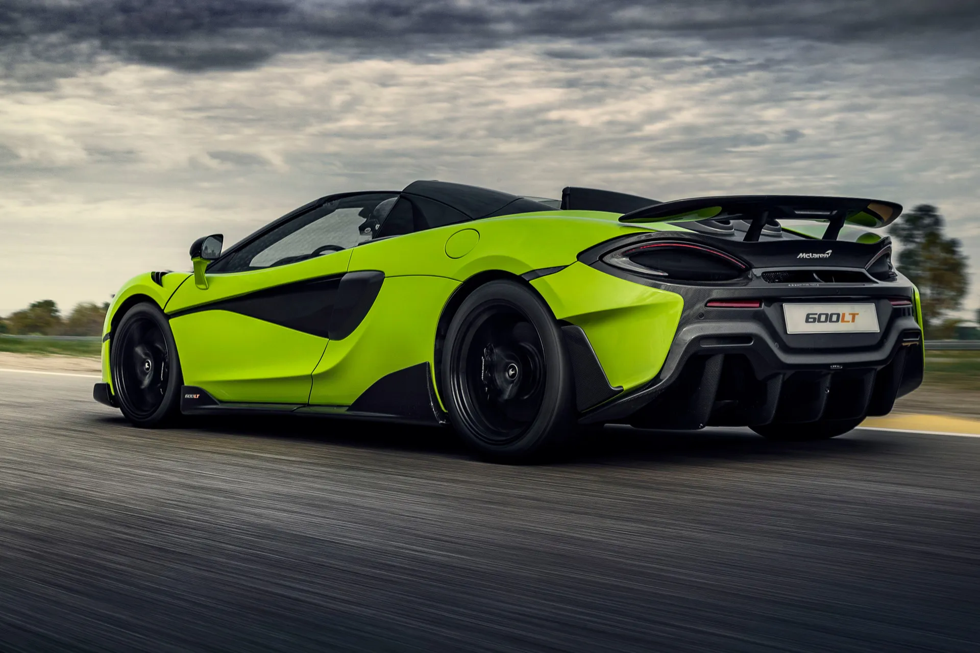 McLaren 600LT rear exterior