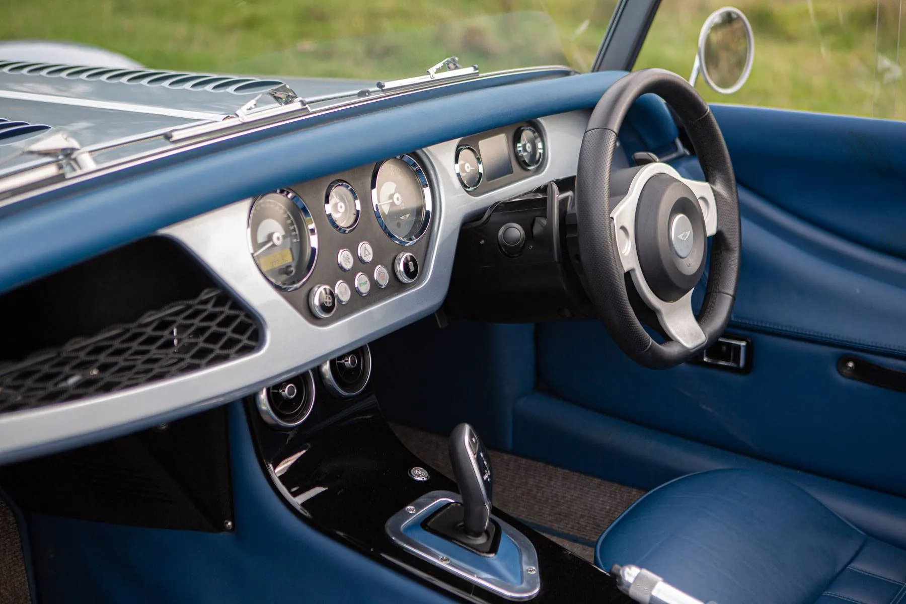 Morgan Plus Six Interior