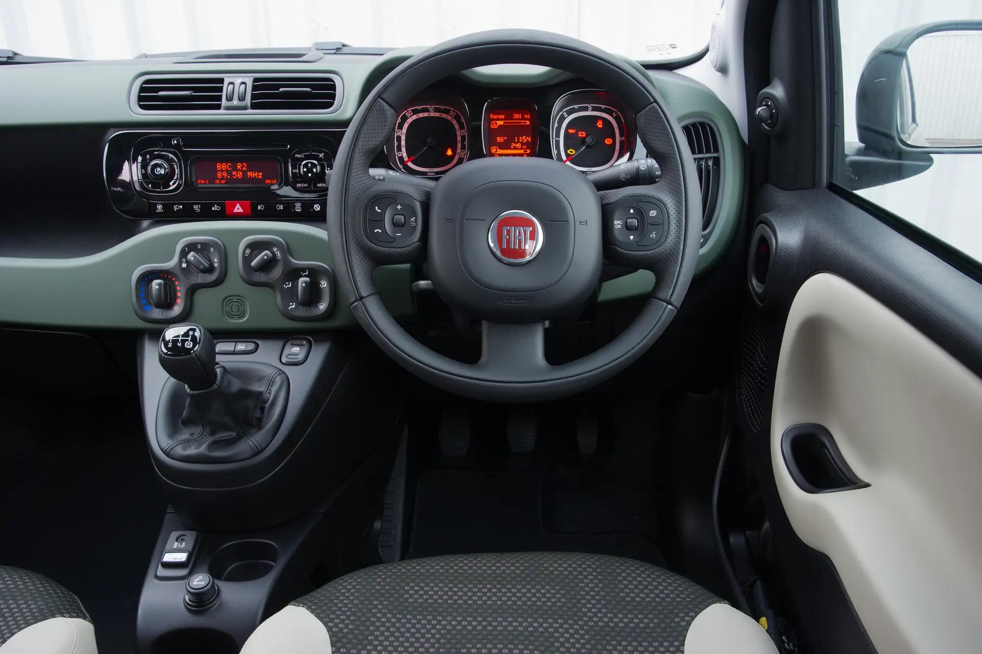 Fiat Panda 4x4 Review 2023: Interior 