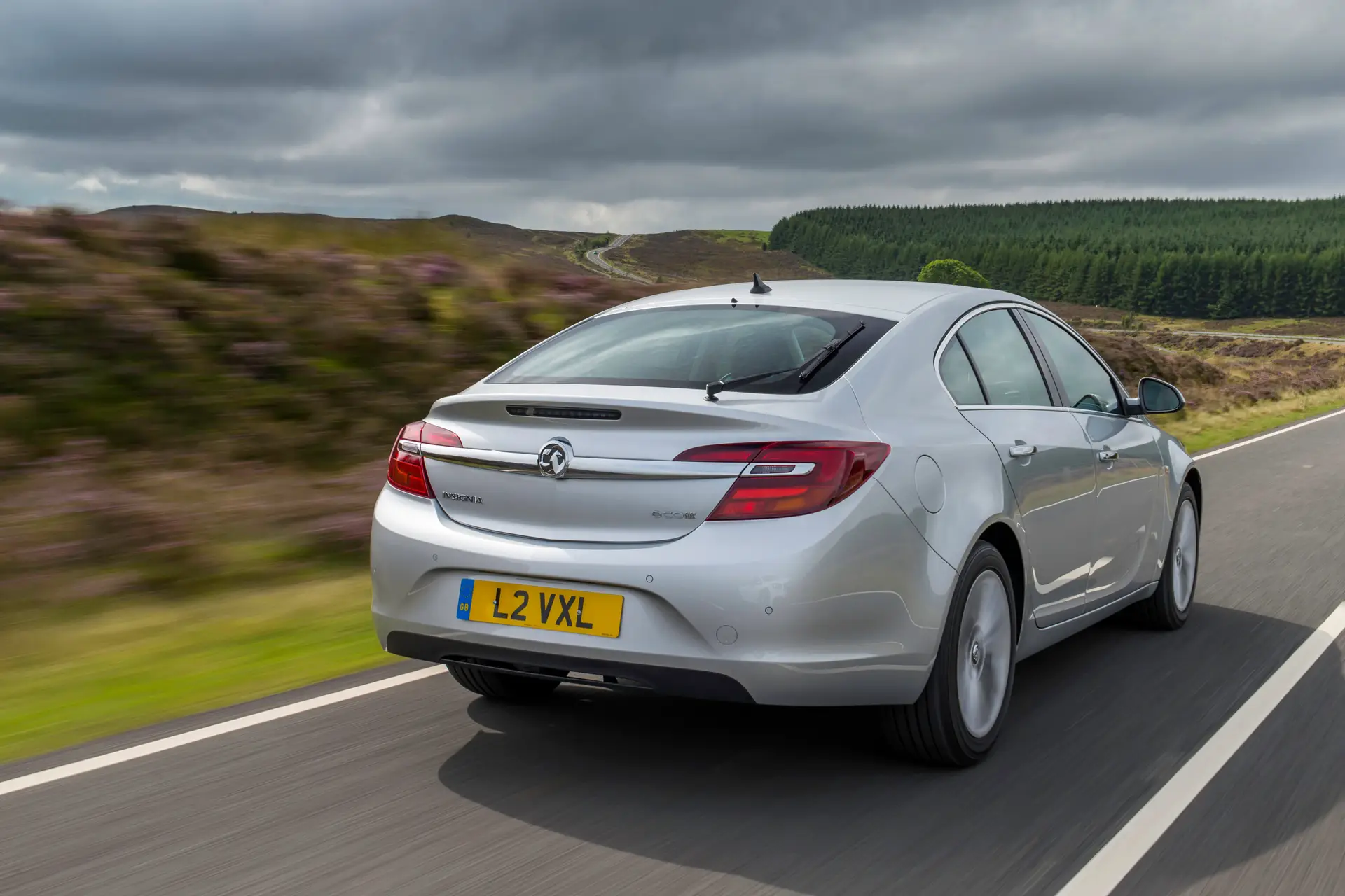 Used Vauxhall Insignia (2008-2017) Review Rear Side View