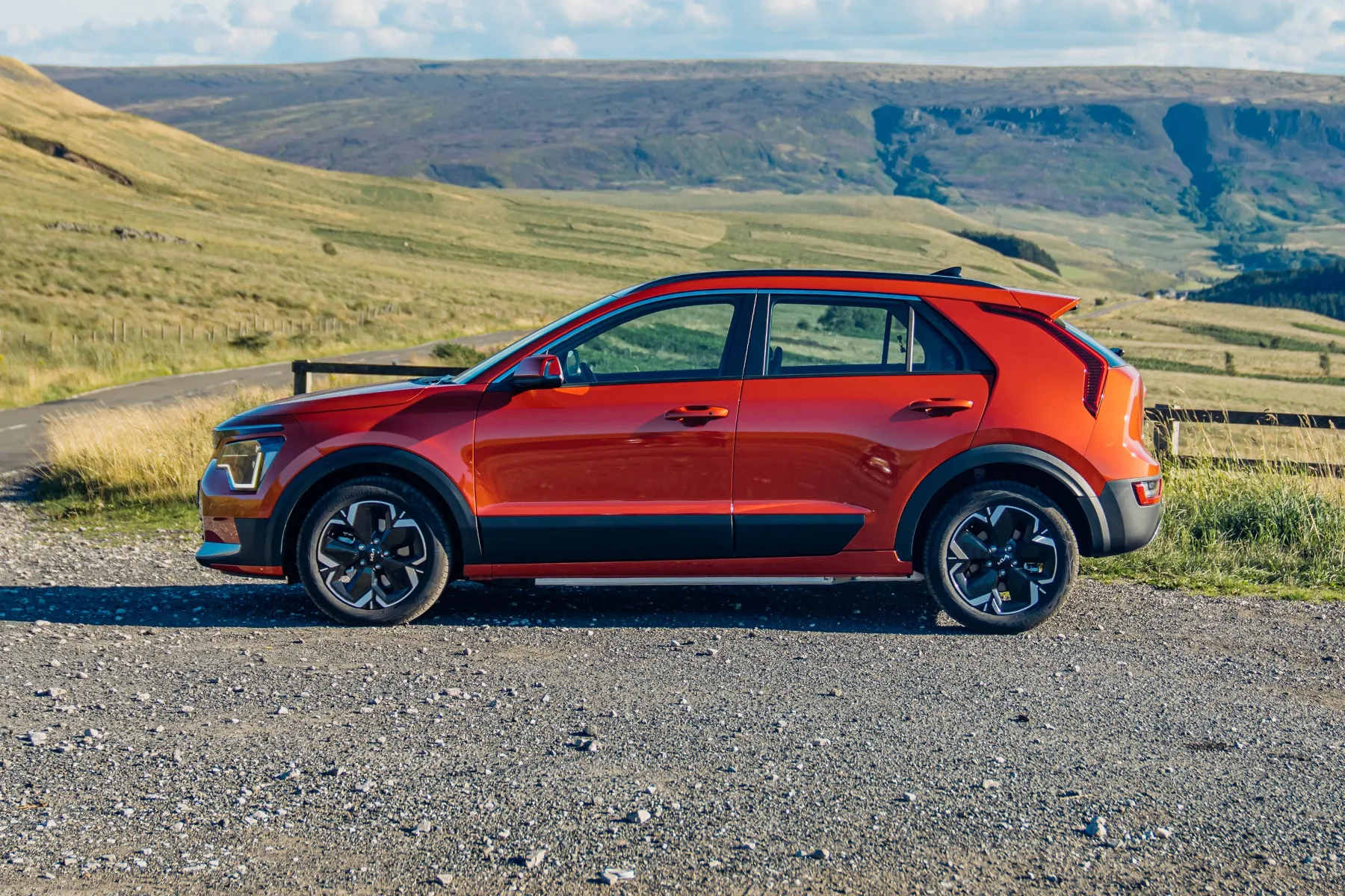 Kia Niro EV Review: side static