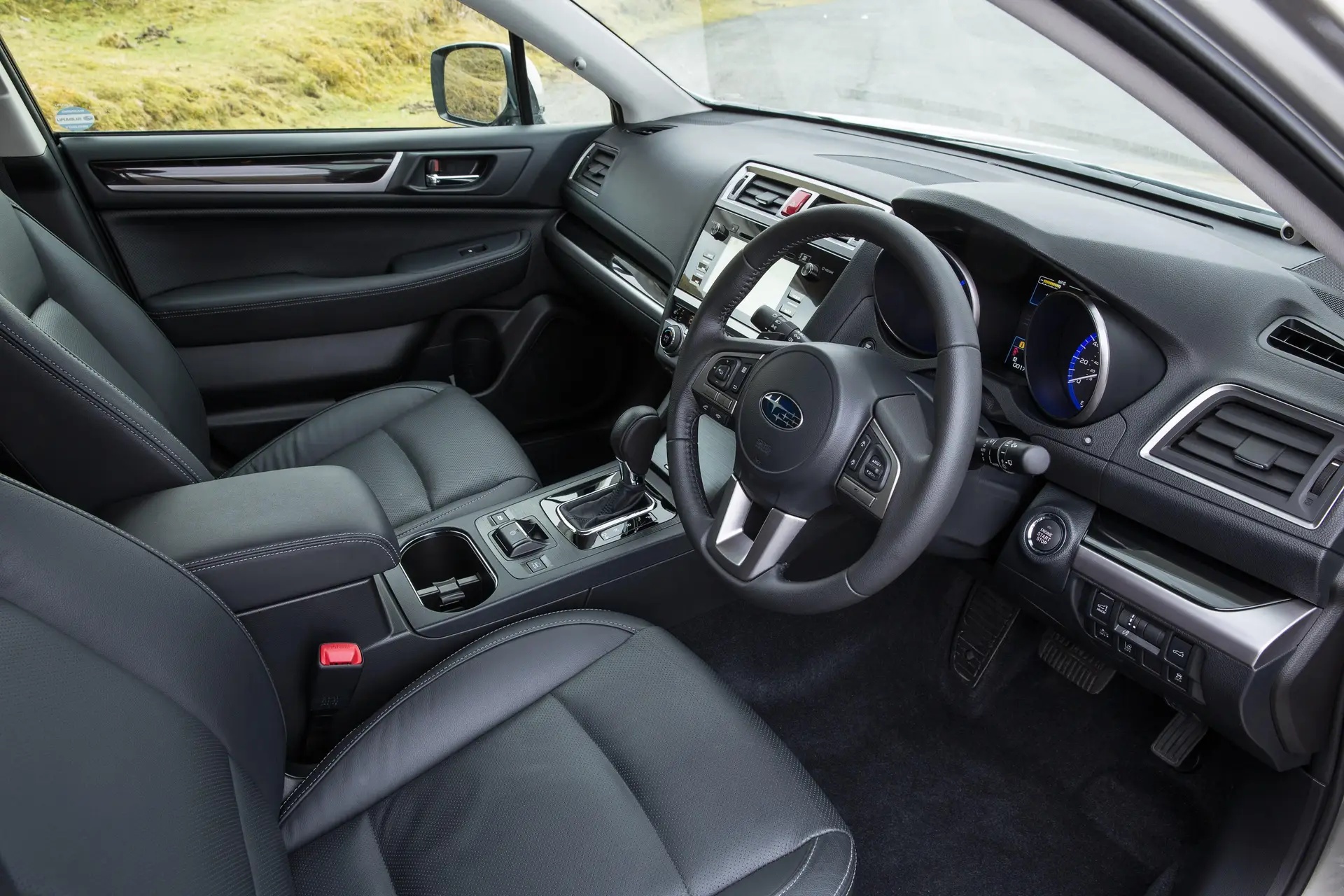 Subaru Outback Review 2023: Front Interior