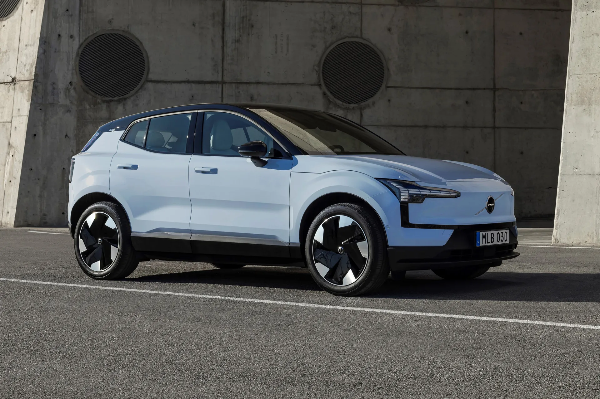 avis Volvo EX30