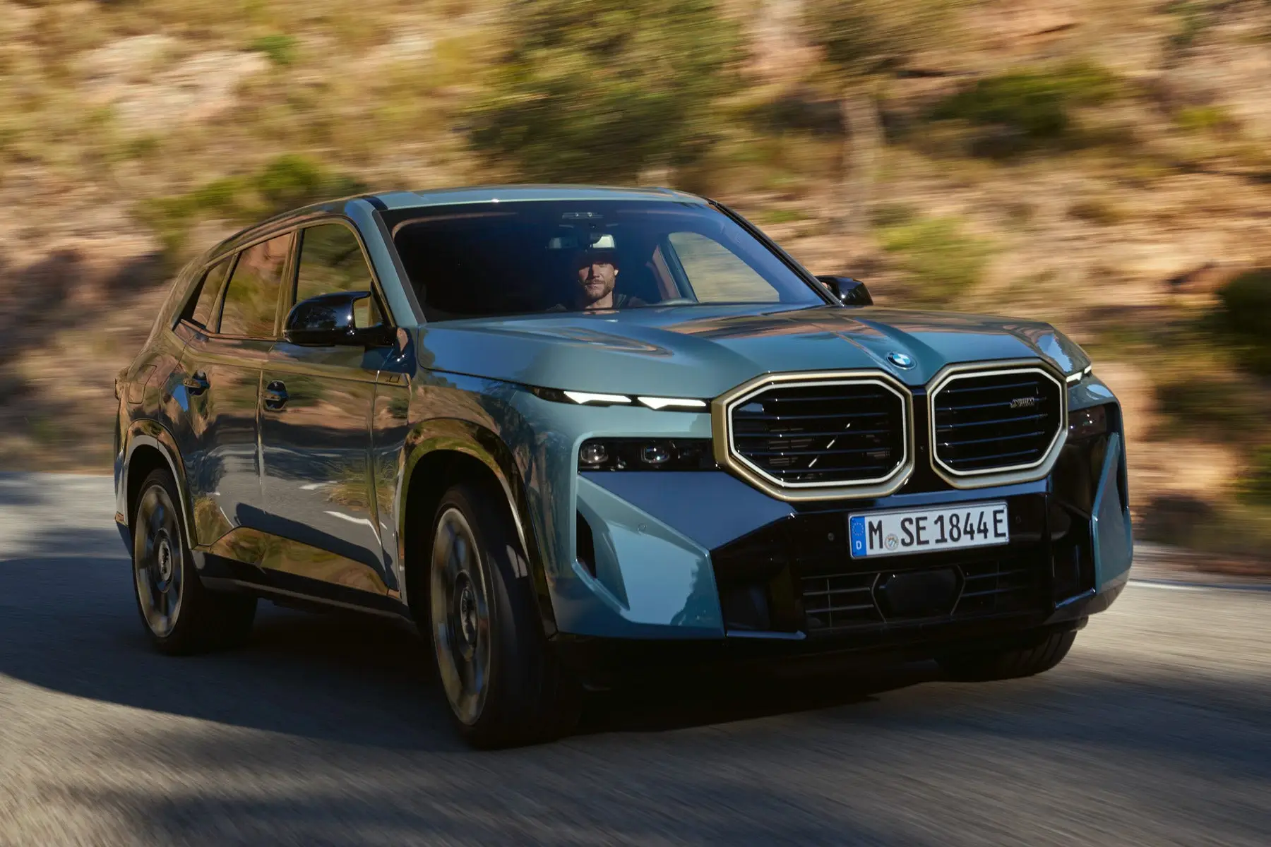BMW XM Review 2023: front dynamic