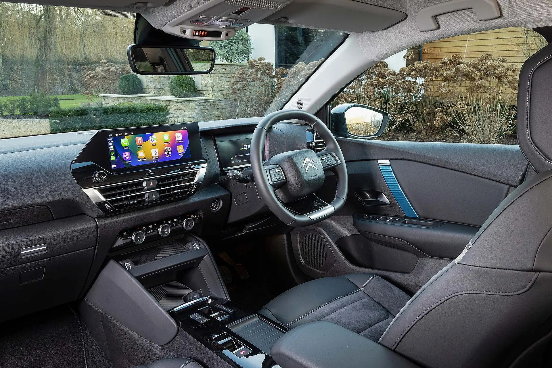 Citroen e-C4 X Review 2024: interior