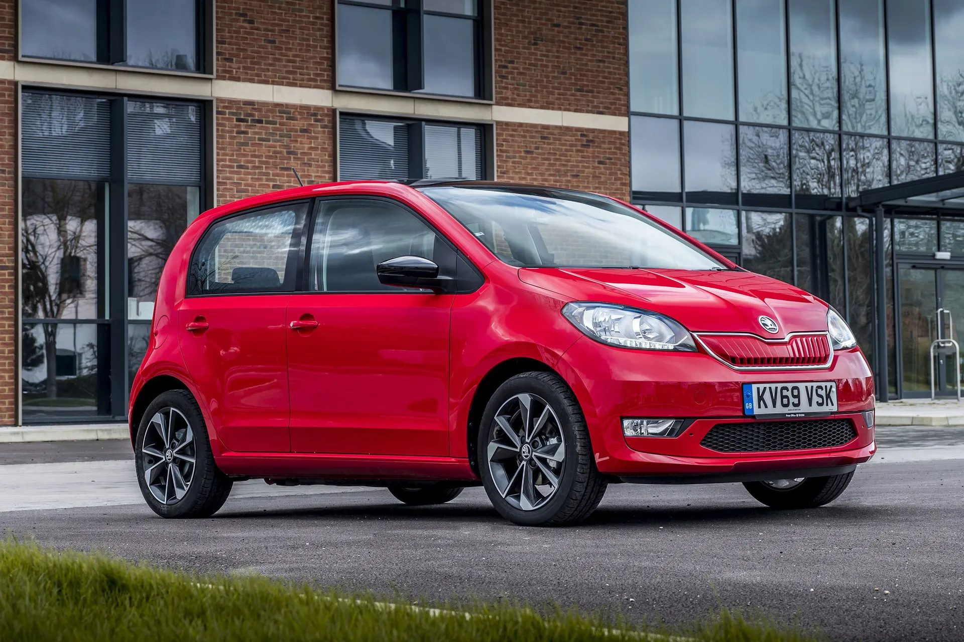 Skoda Citigo-e iV (2020-2021) Review: front view