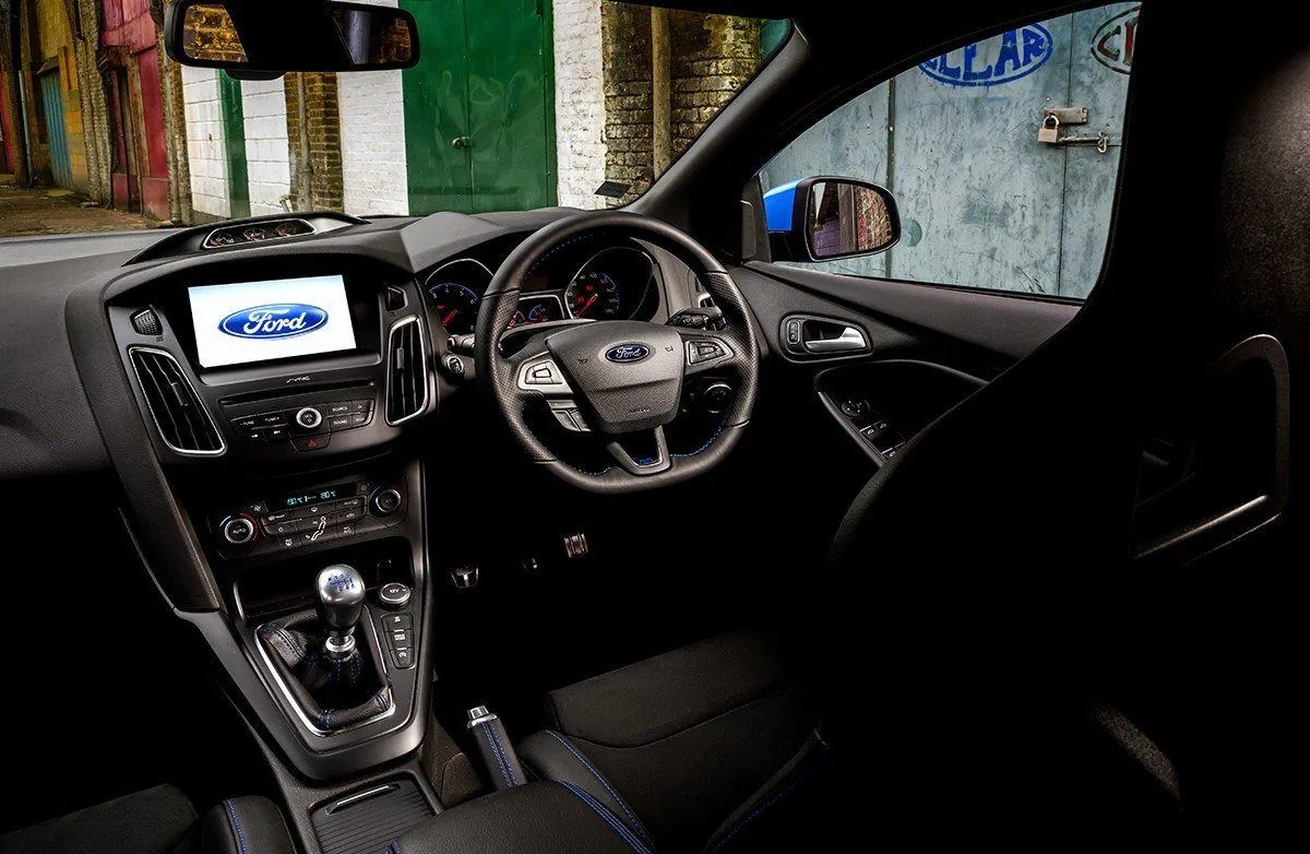 Ford Focus RS (2016-2018) Review: Interior