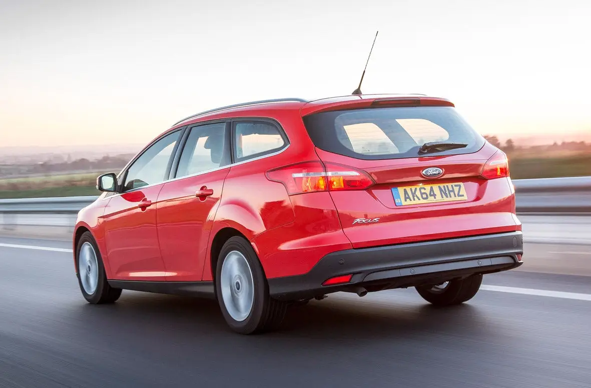 Ford Focus Estate (2014-2018) Review: exterior rear three quarter photo of the Ford Focus Estate on the road 