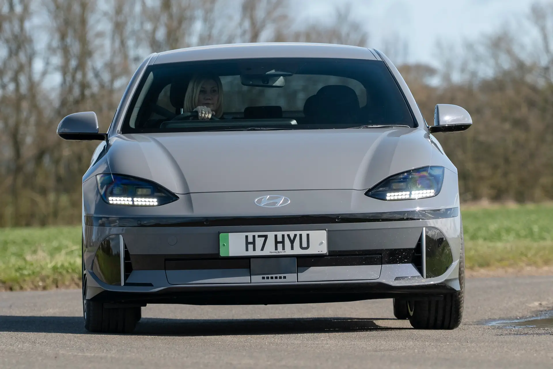 Hyundai Ioniq 6 Review 2024: dynamic driving