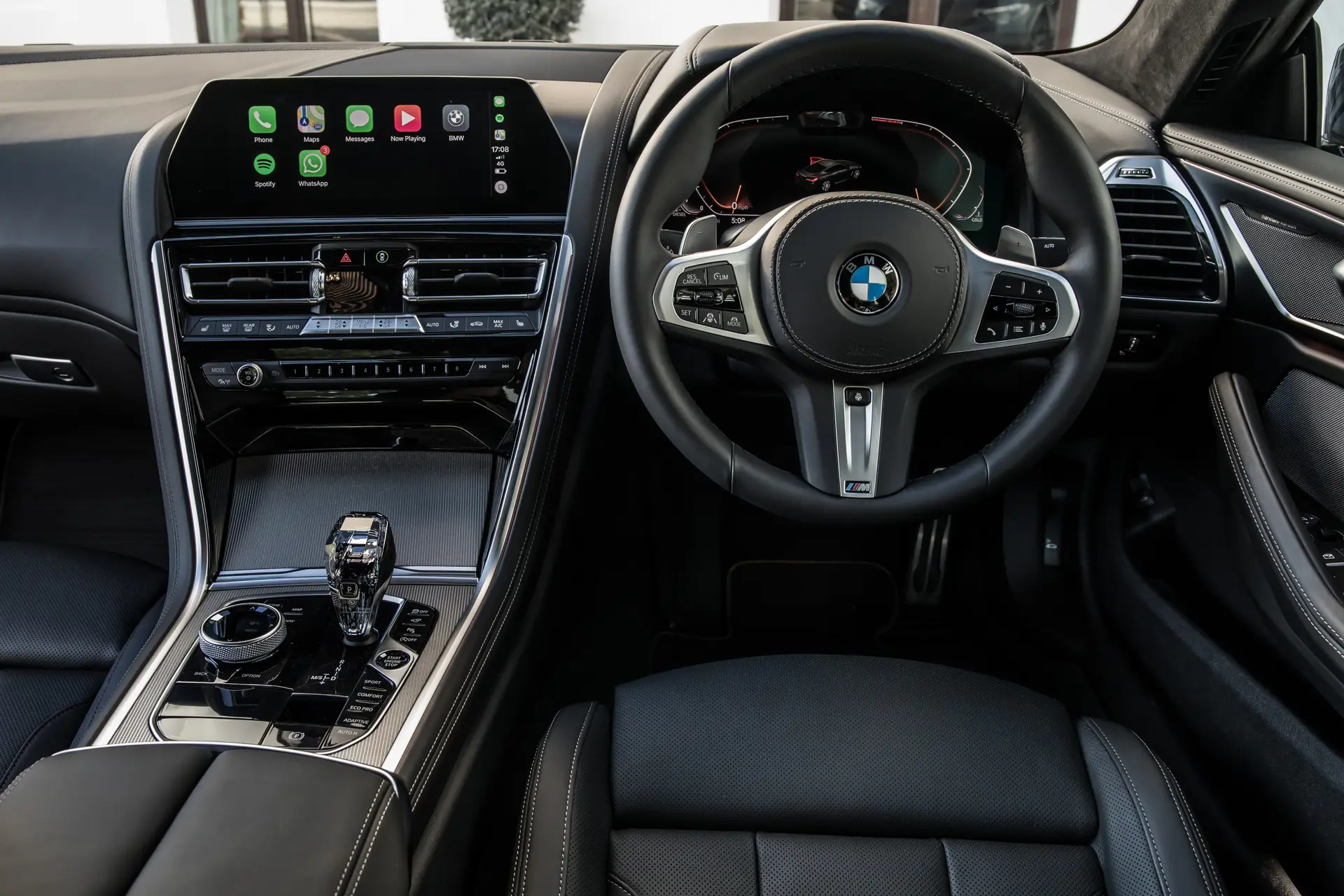 BMW 8 Series Review 2023: Interior 