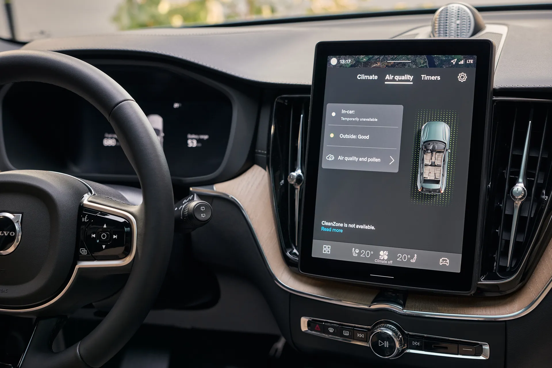 Volvo XC60 Review: infotainment