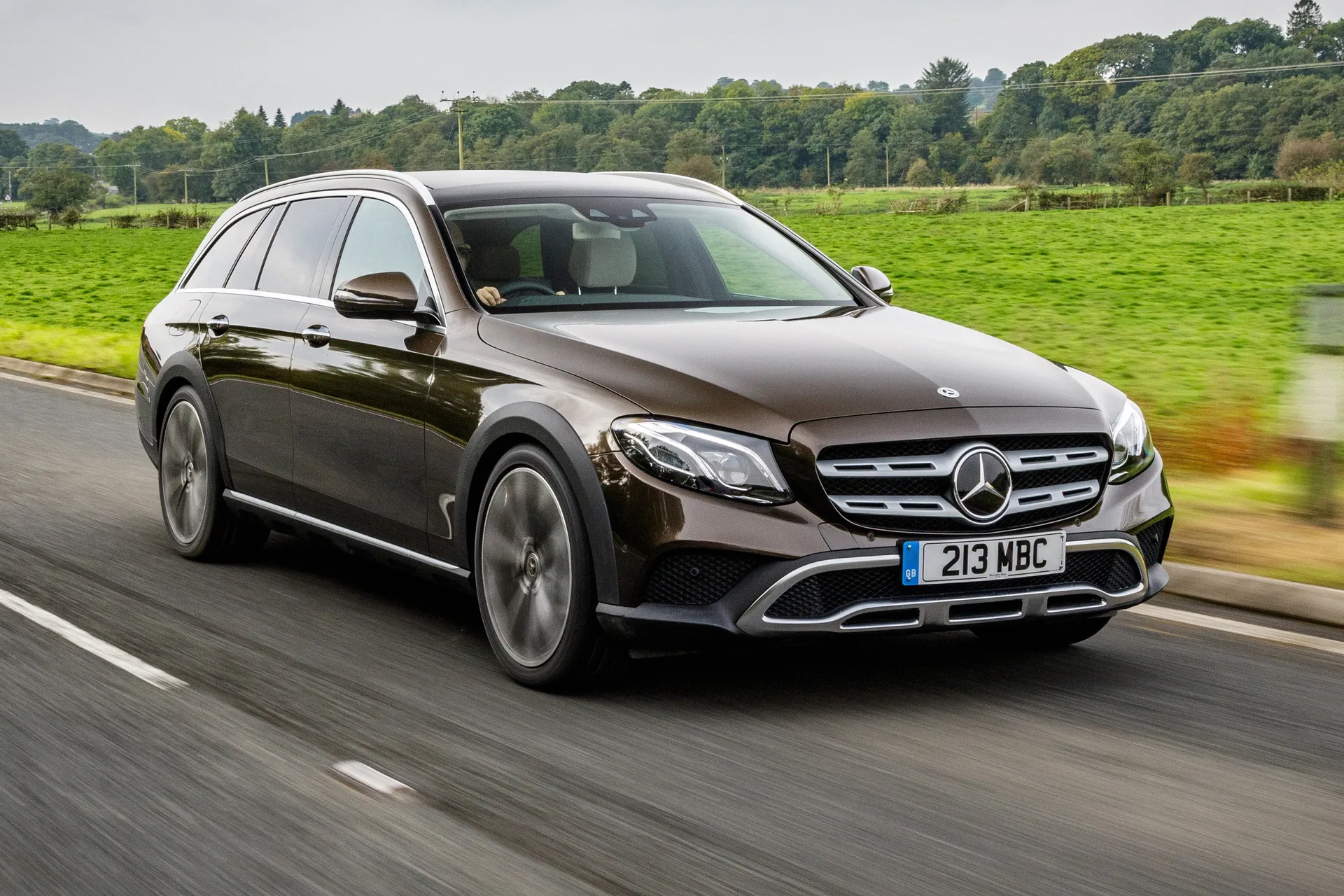 Mercedes-Benz E-Class All-Terrain Review 2023: frontright exterior