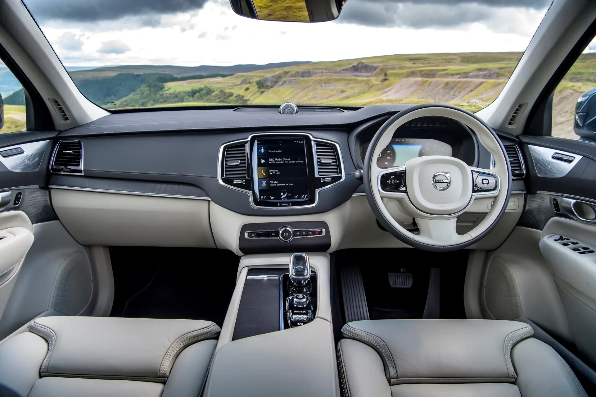 Volvo XC90 Review 2023: interior dashboard