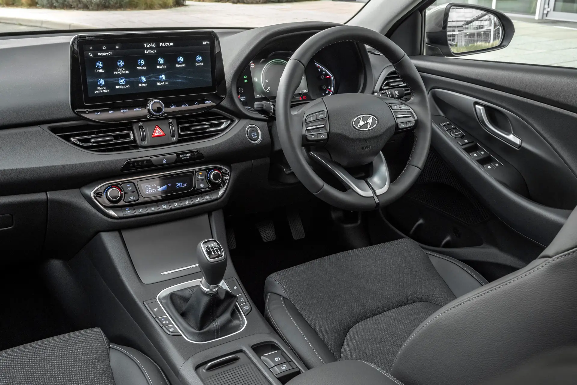 Hyundai i30 Review 2024: interior