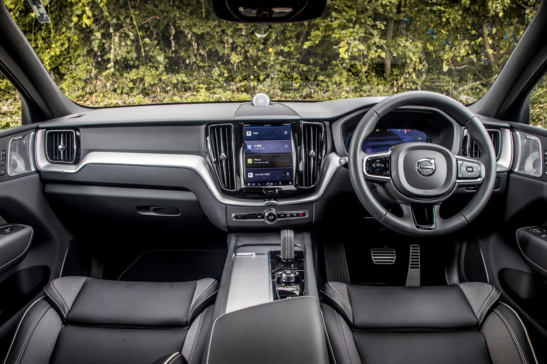 Volvo XC60 Review 2024: interior and infotainment