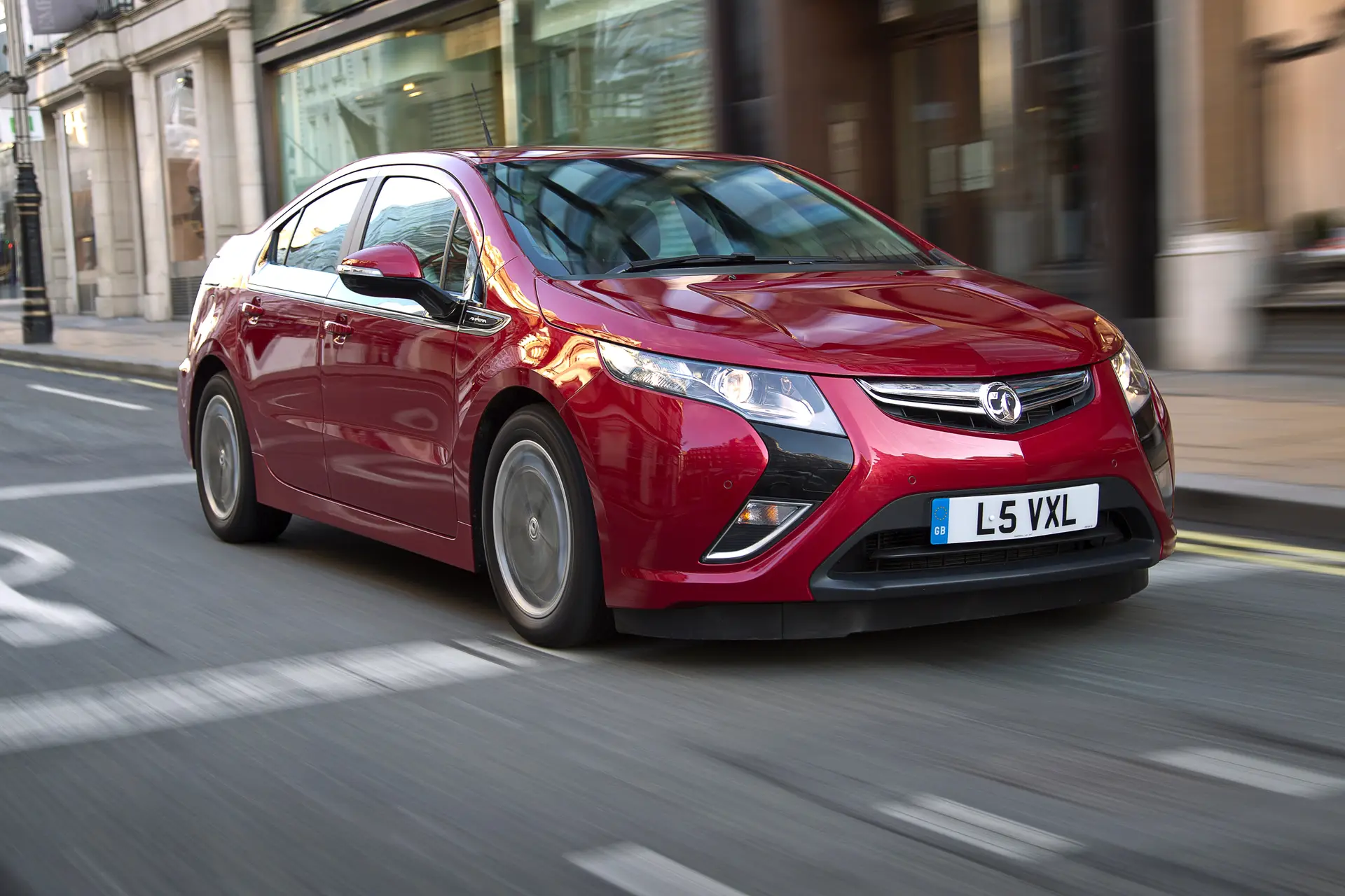 Vauxhall Ampera Front View