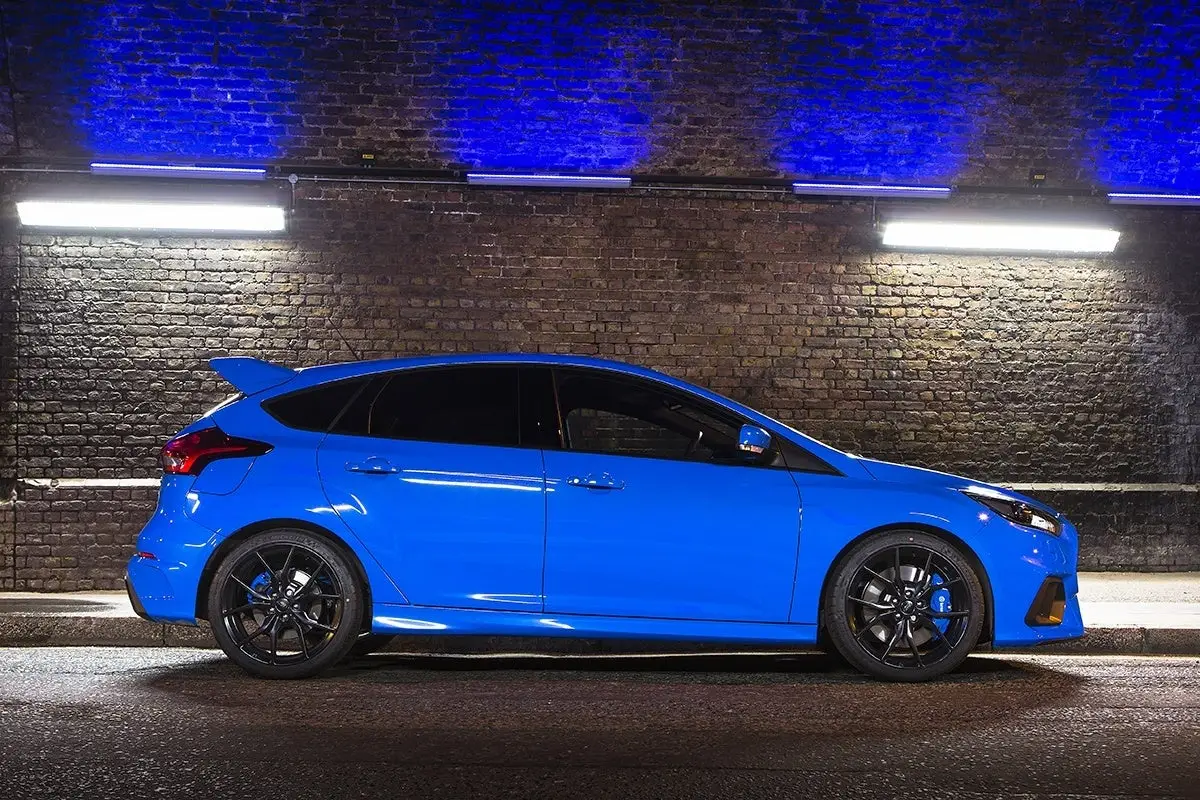 Ford Focus RS (2016-2018) Review: Side