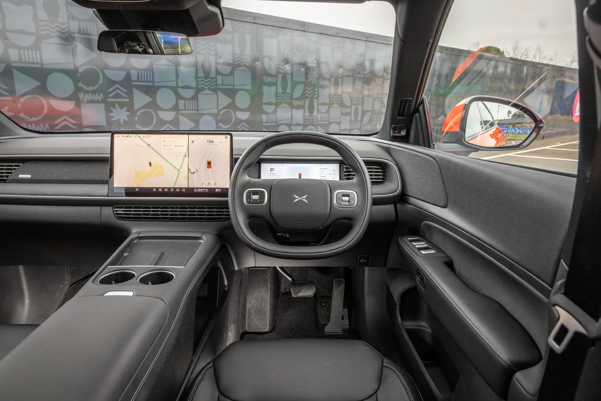 2025 XPeng G6 interior