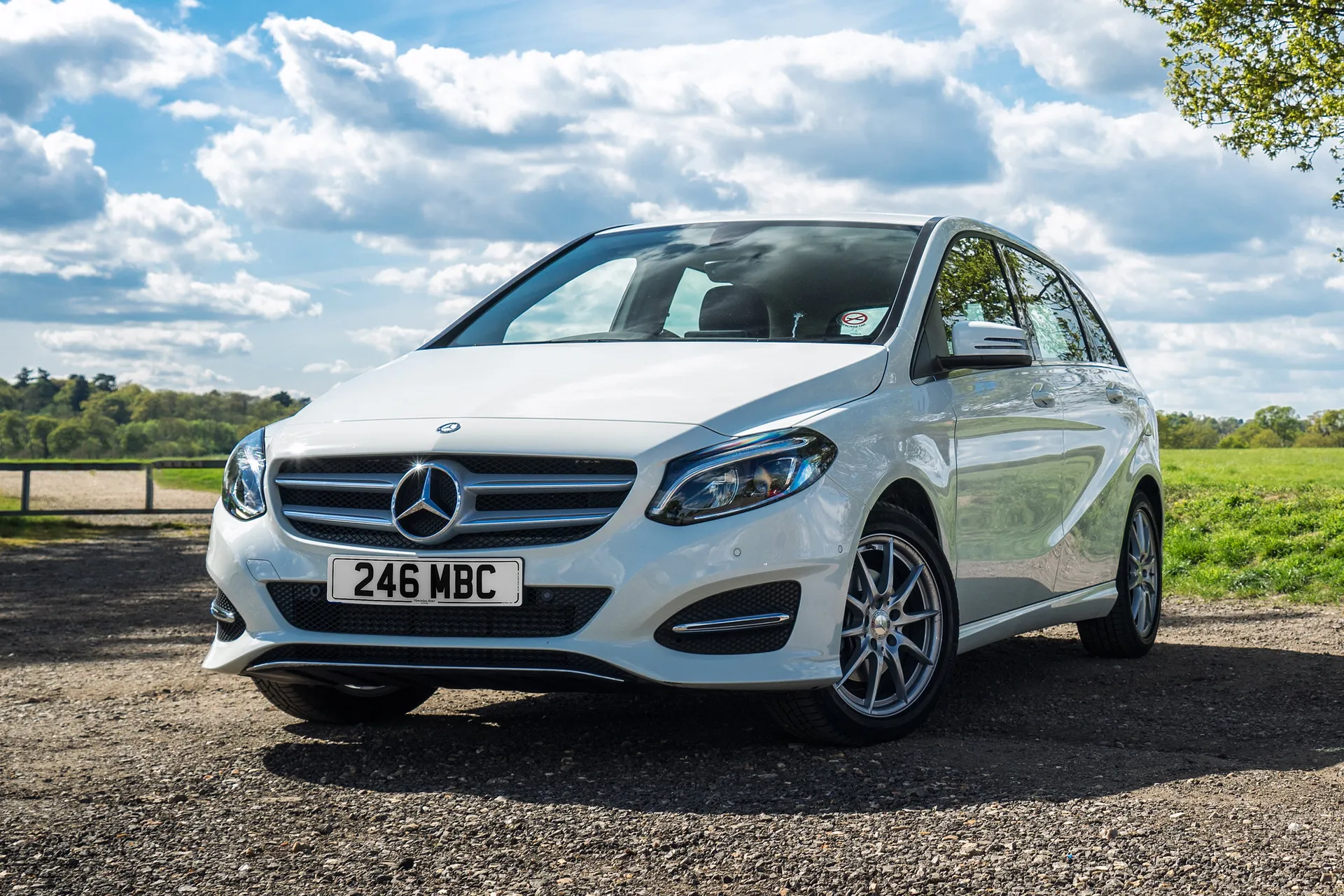Mercedes B-Class 2012 front exterior