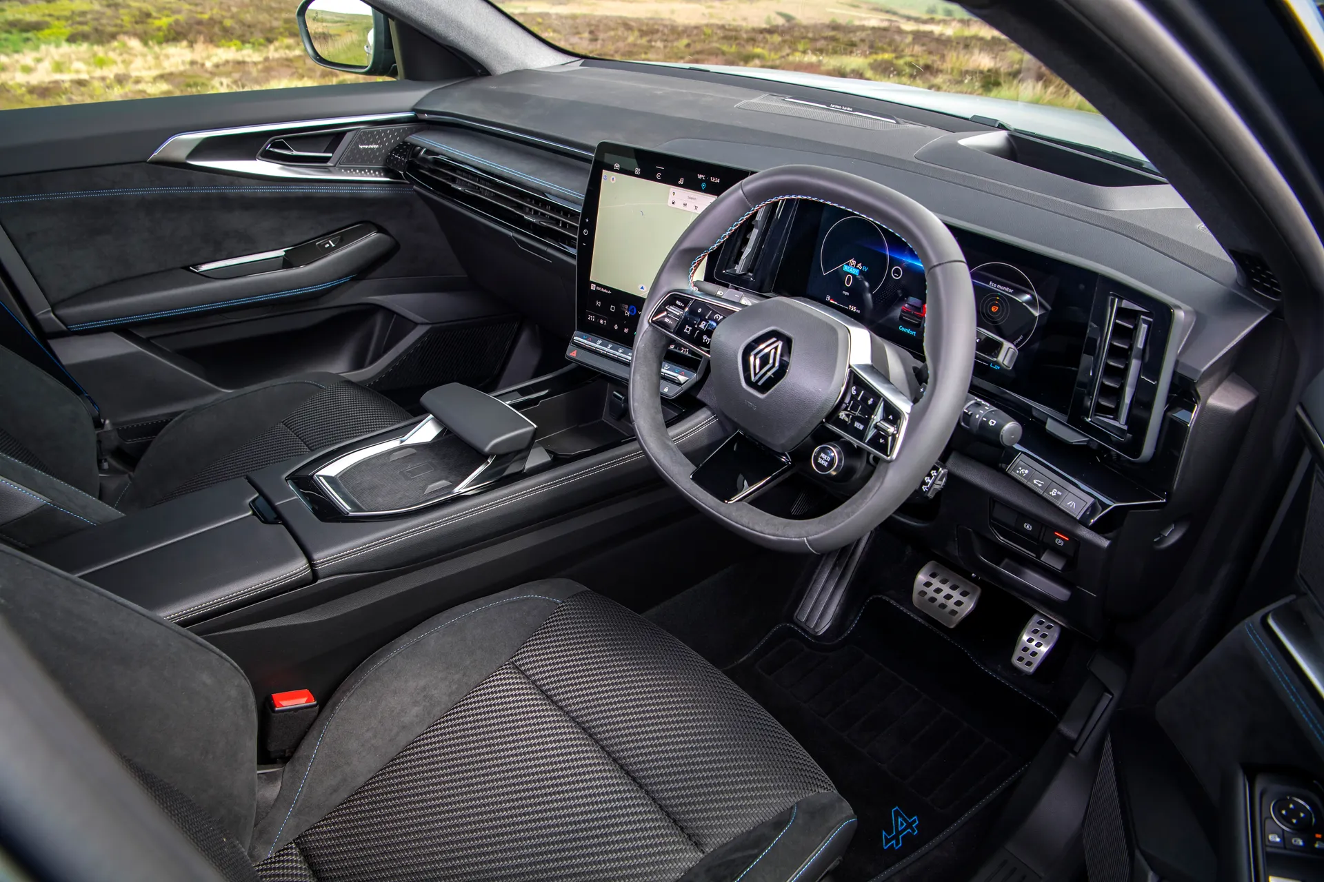 Renault Austral Review interior
