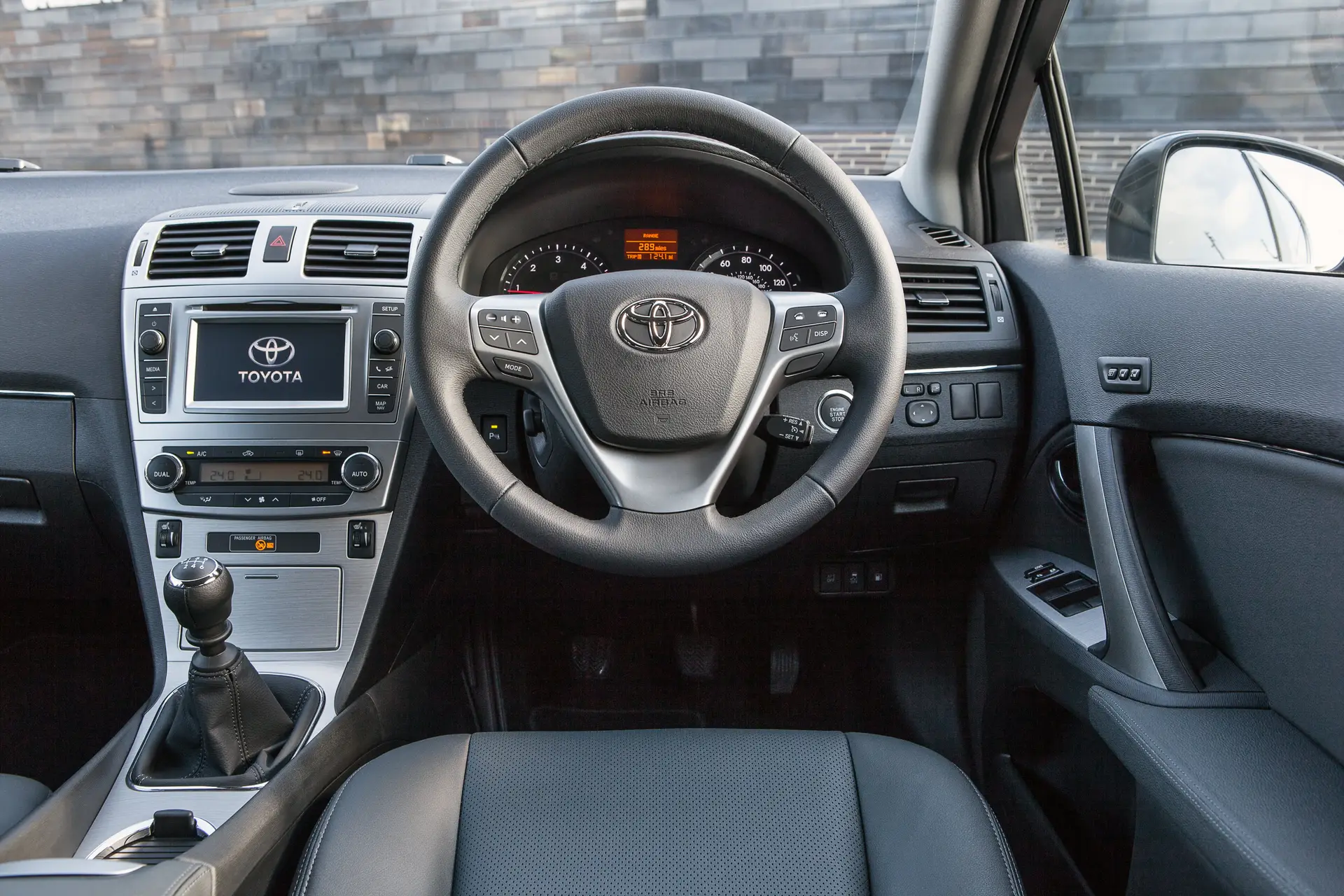 Toyota Avensis Steering Wheel
