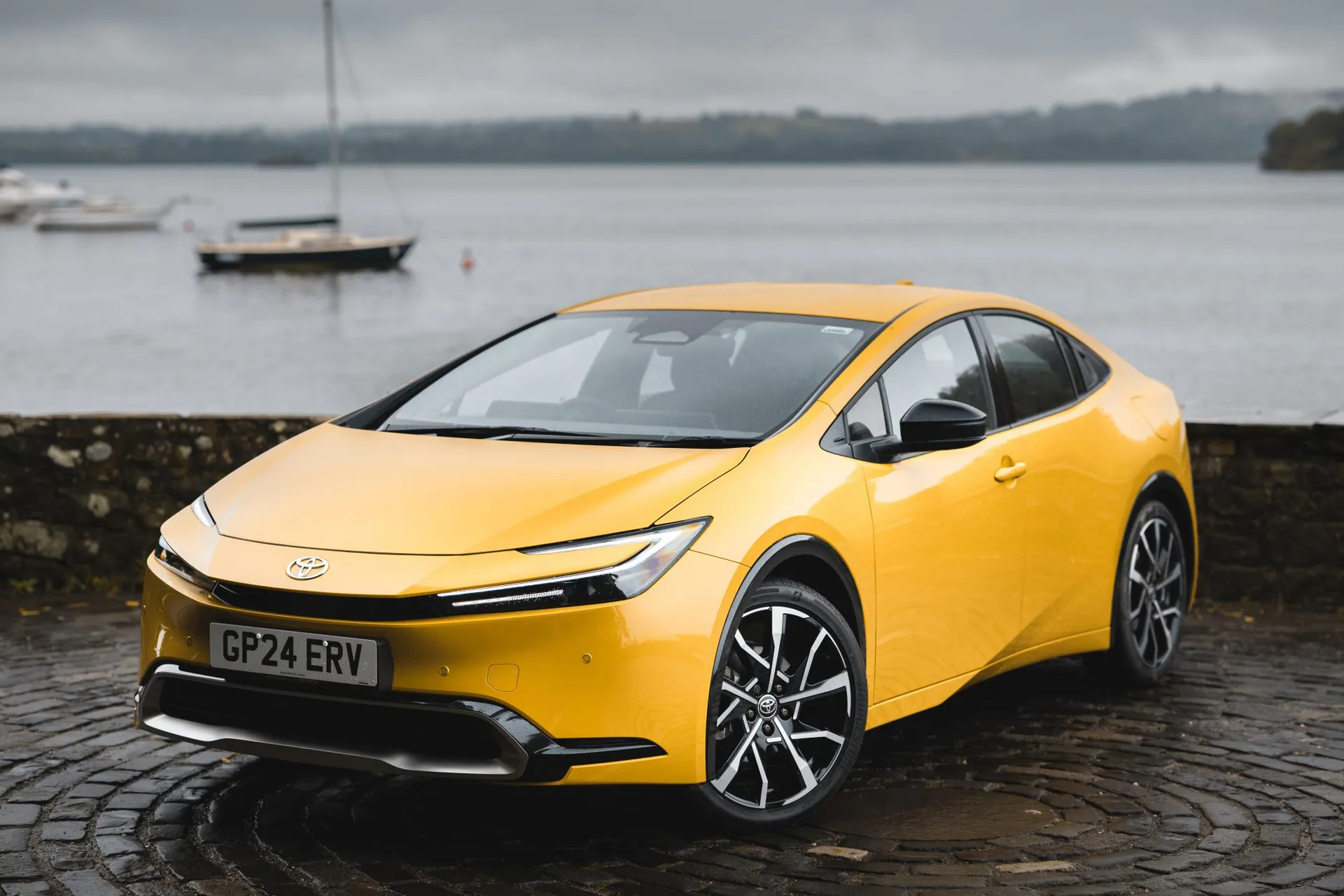 Toyota Prius Review: front three quarter