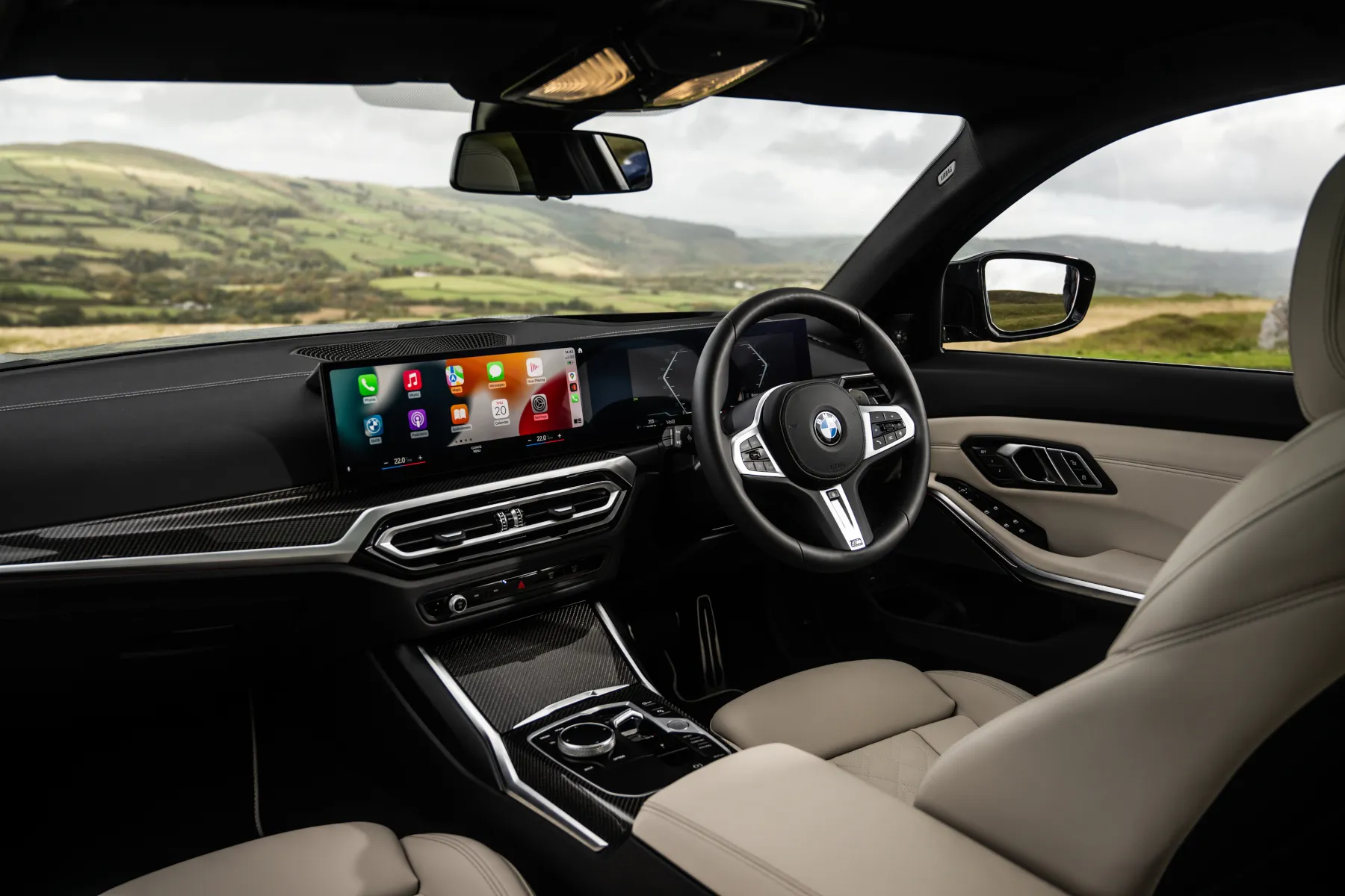 BMW 3 Series Review 2024: interior